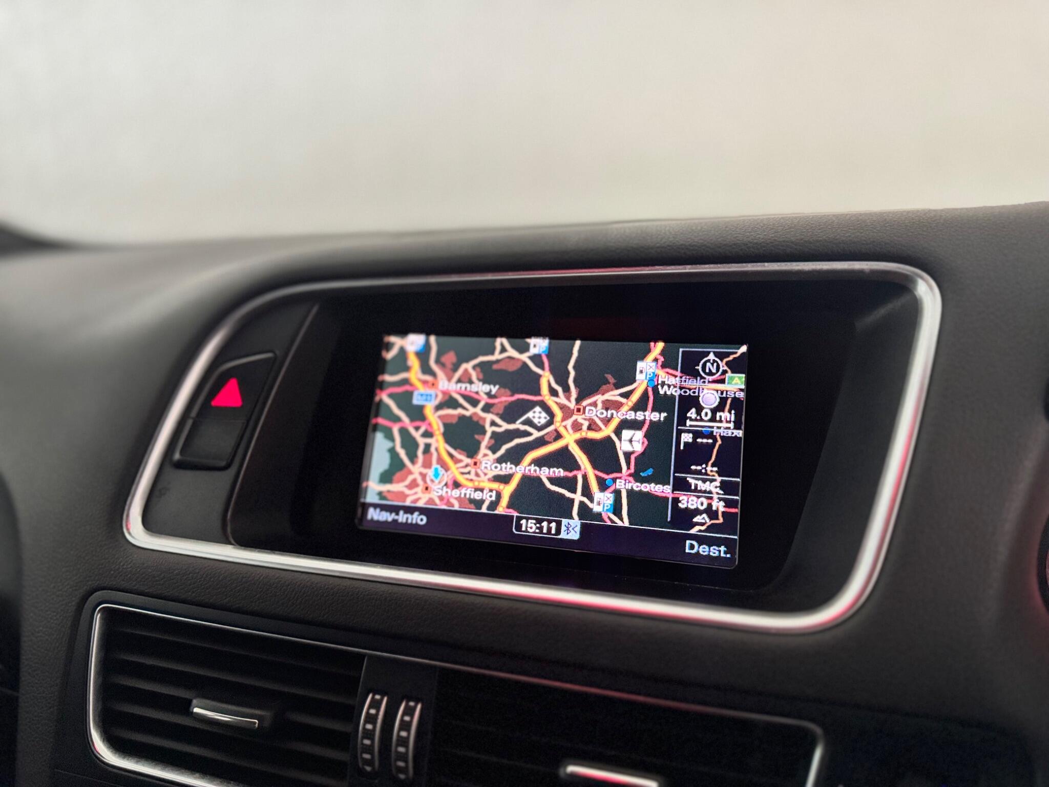 Audi Q5 view 31