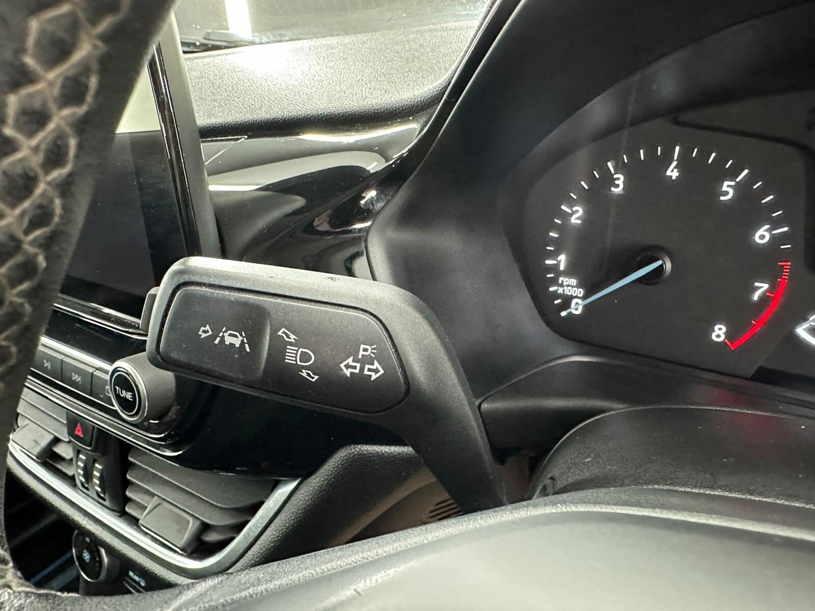 Ford Fiesta view 48