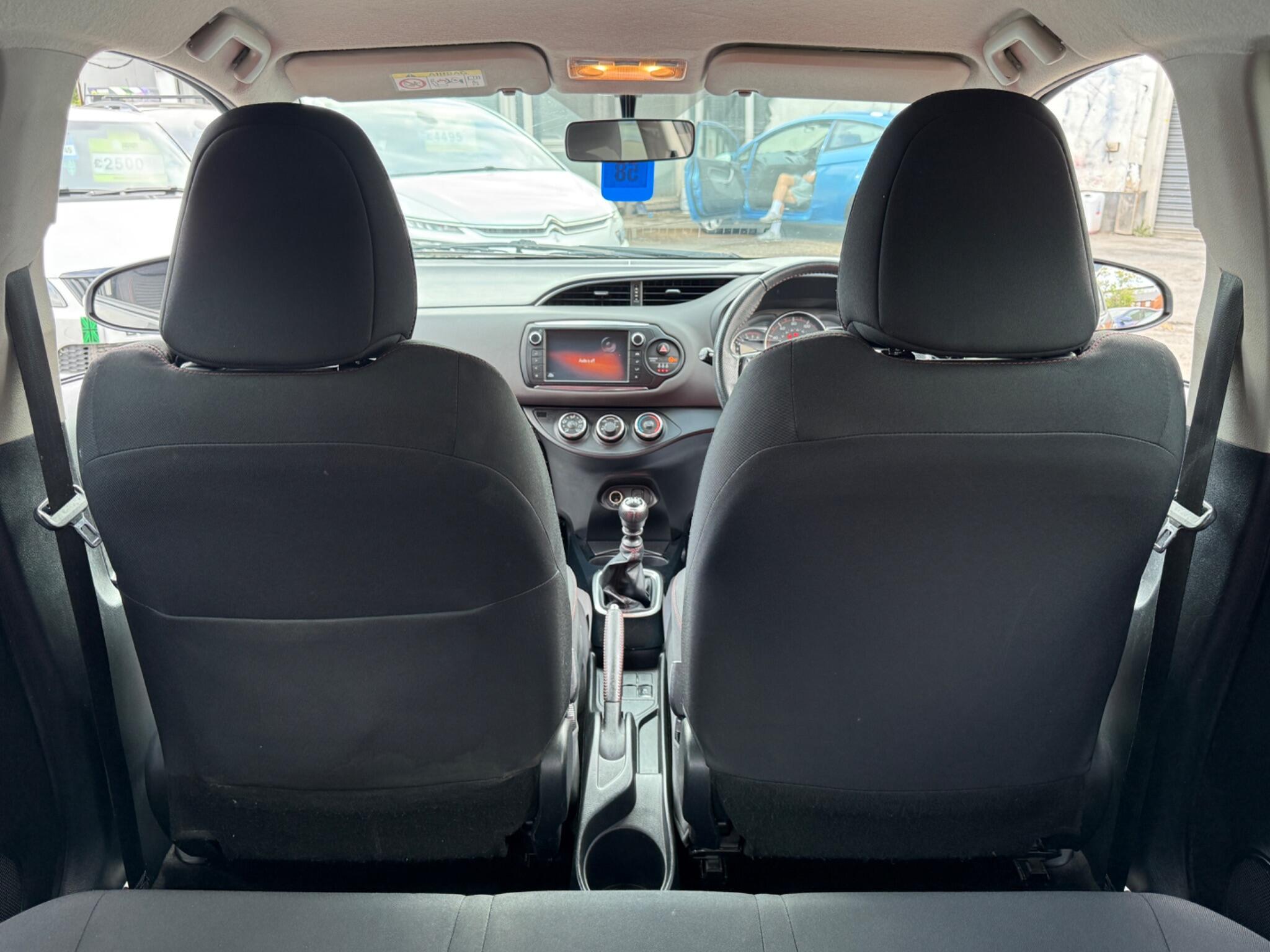 Toyota Yaris - Image 42
