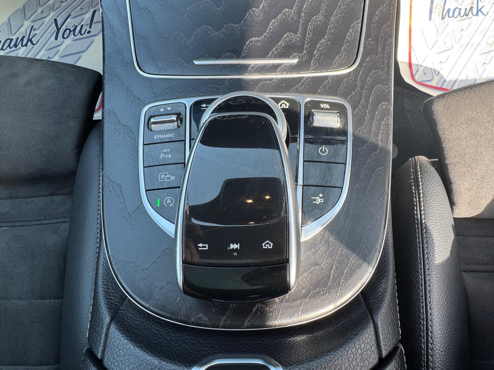 Mercedes-Benz E Class view 15