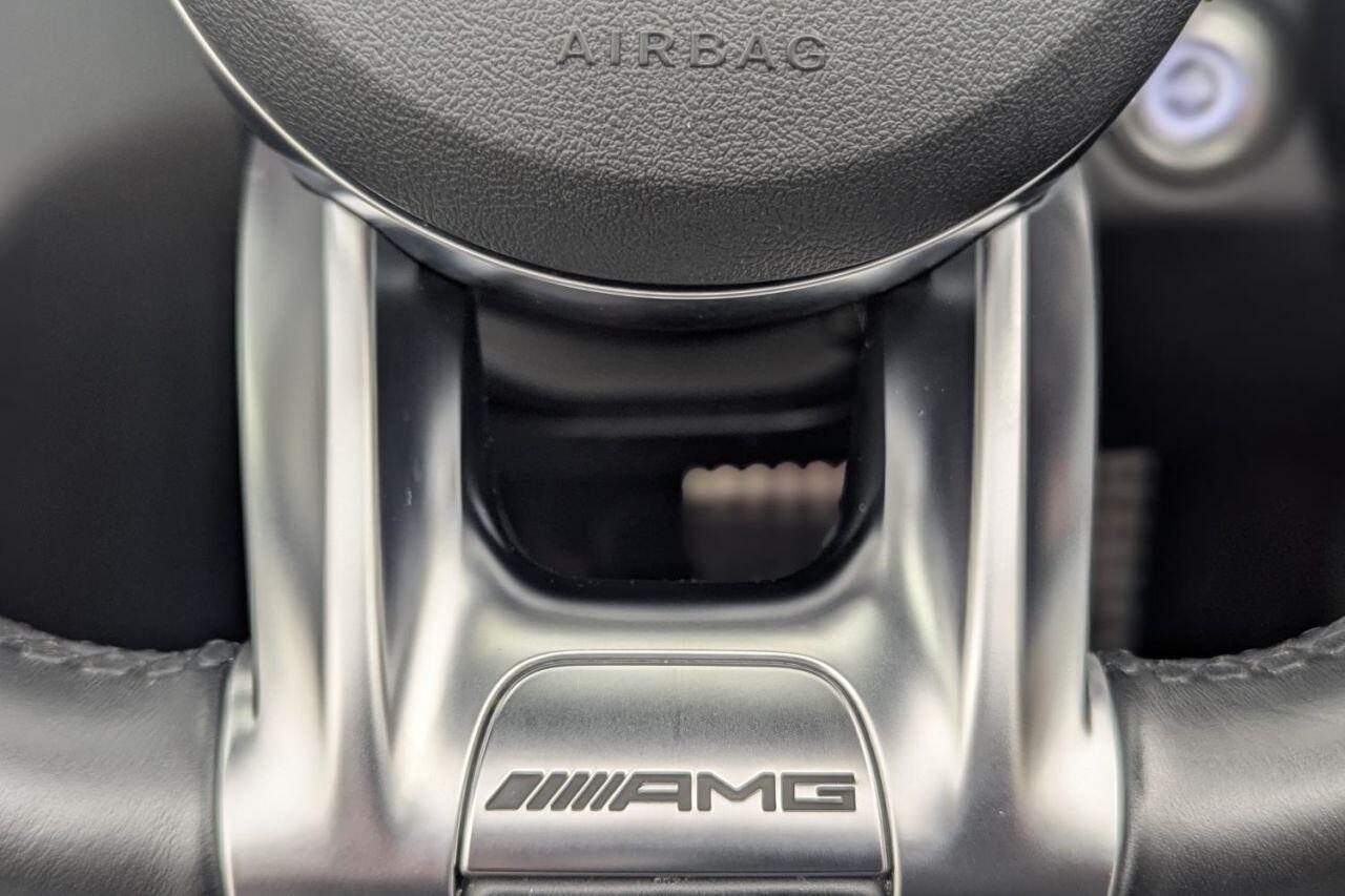 Mercedes-Benz C-Class view 21