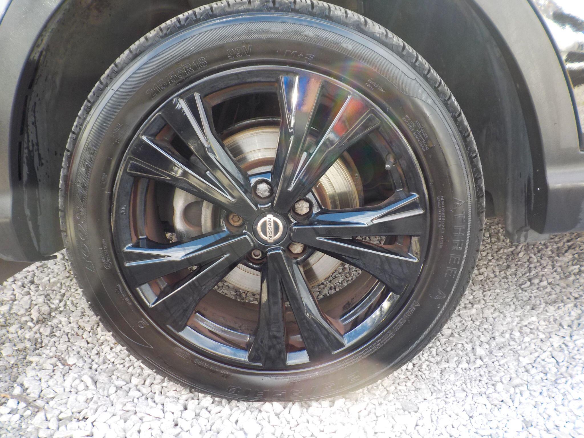Nissan Qashqai 1.5 dCi N-Connecta Euro 6 (s/s) 5dr