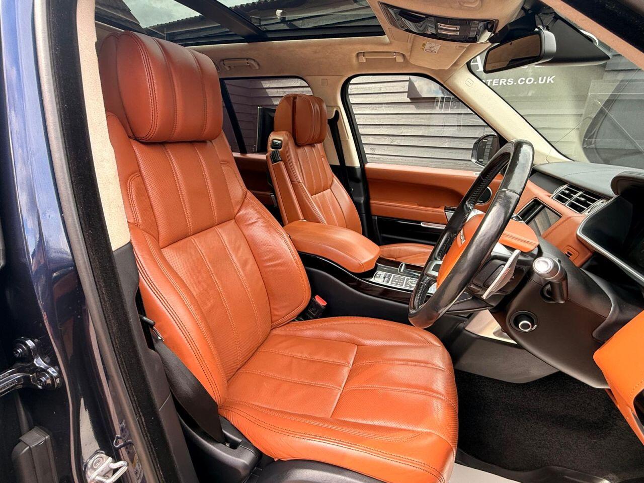 Land Rover Range Rover view 3