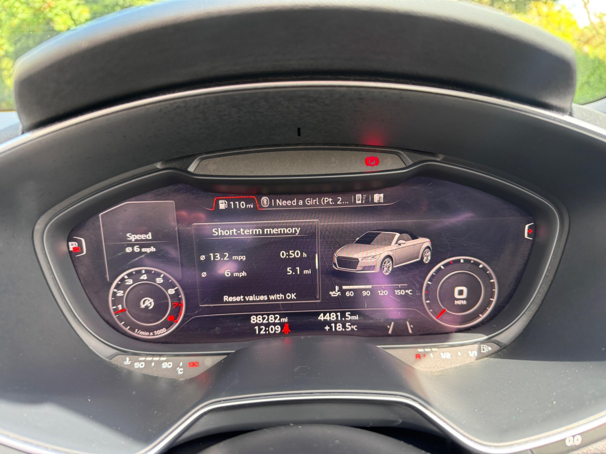 Audi TT view 48