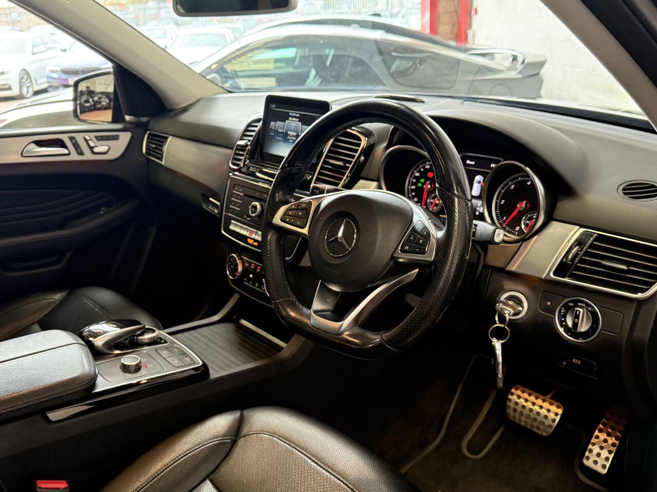 Mercedes-Benz Gle view 31