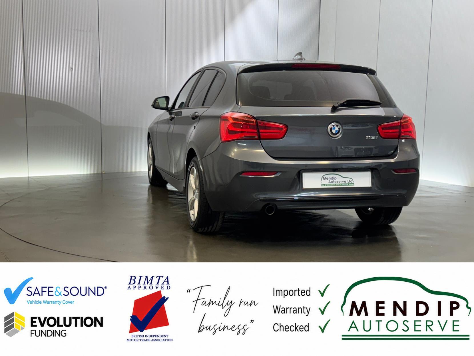 BMW 1 Series view 17