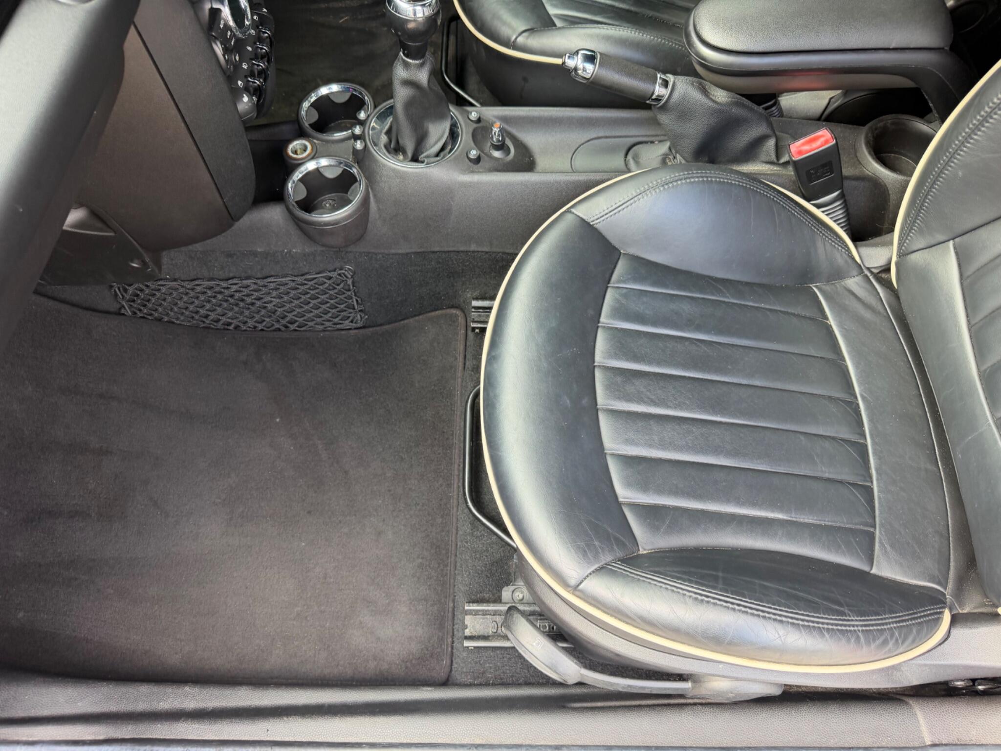 Mini Roadster view 20