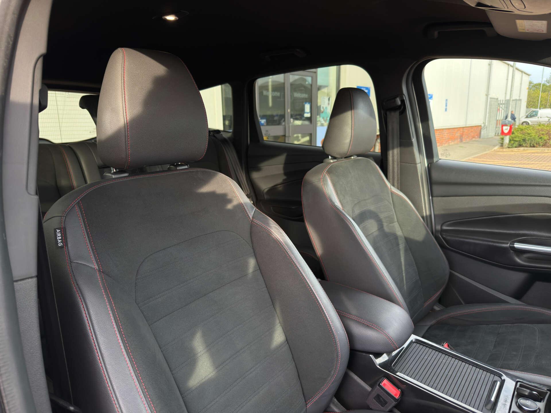 Ford Kuga view 17