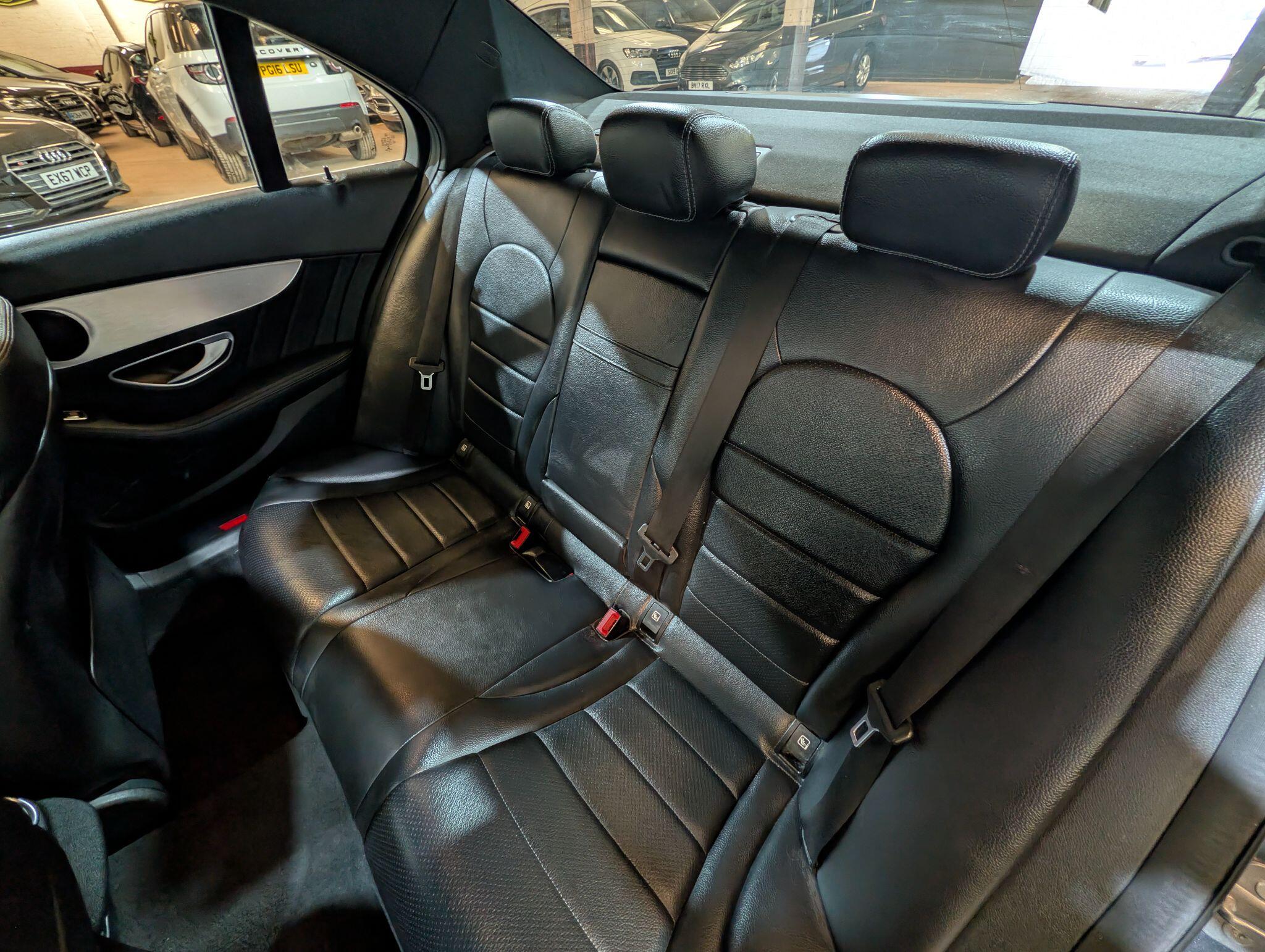 Mercedes-Benz C Class view 6