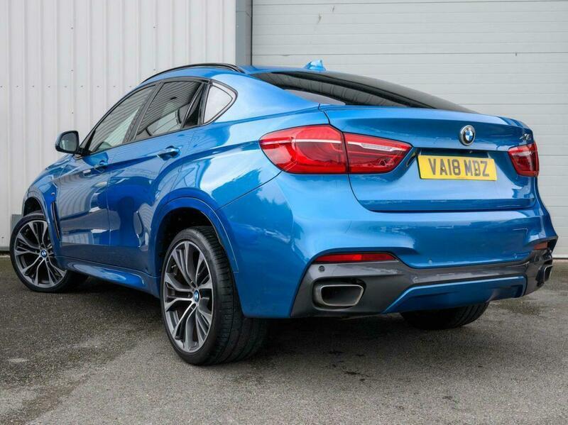 BMW X6 view 2