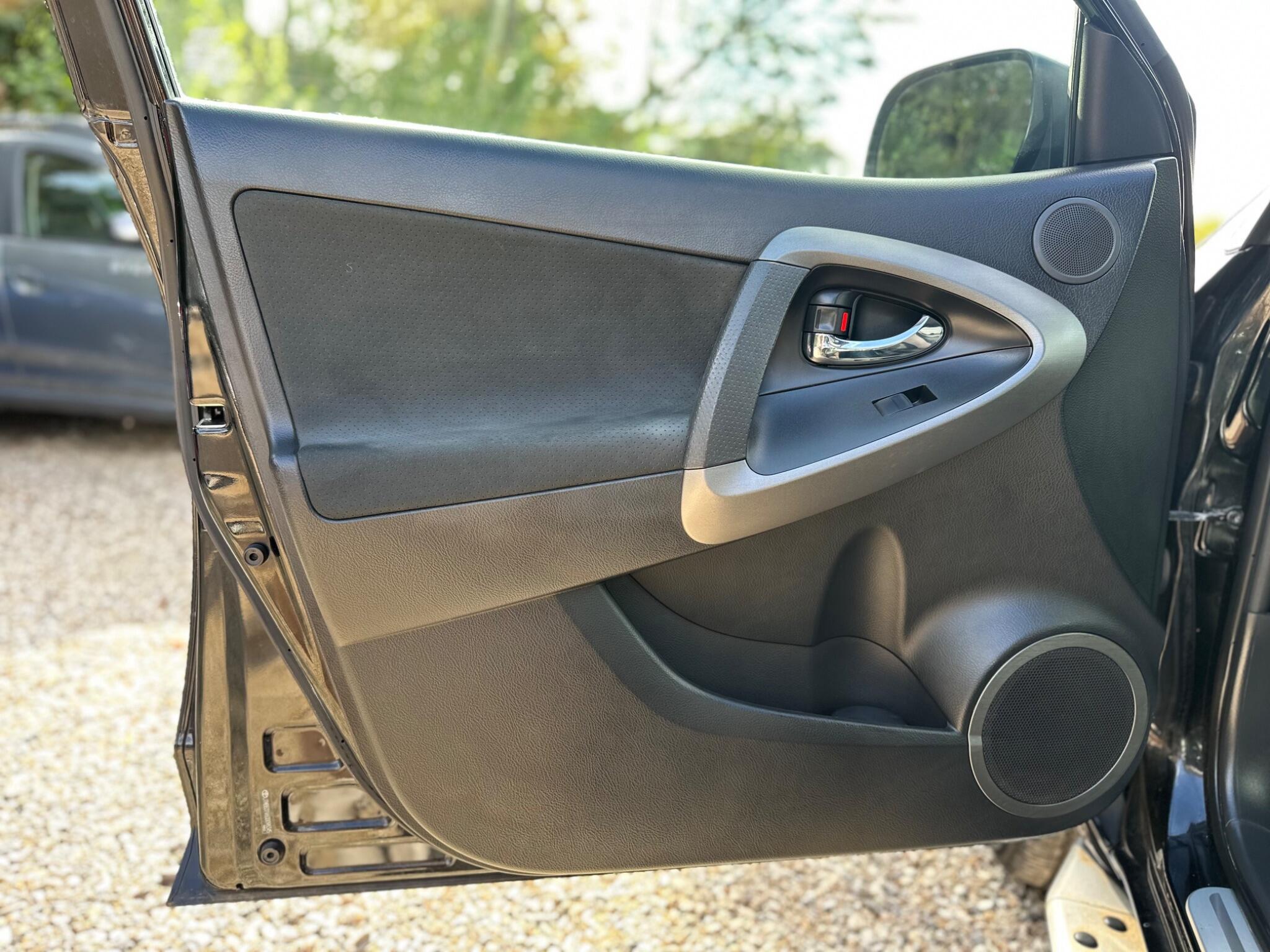 Toyota Rav4 view 54