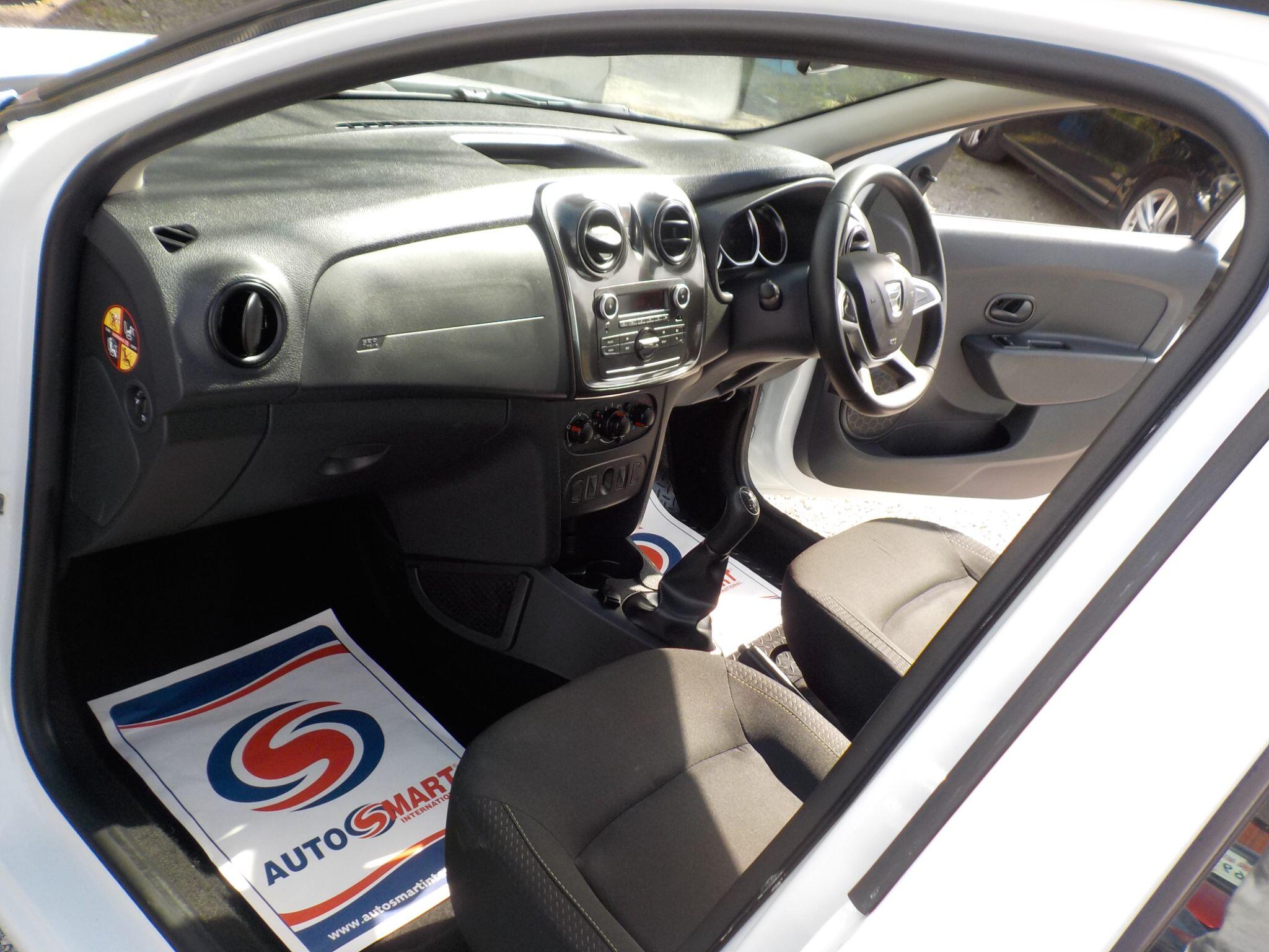 Dacia Sandero 1.0 SCe Ambiance Euro 6 5dr