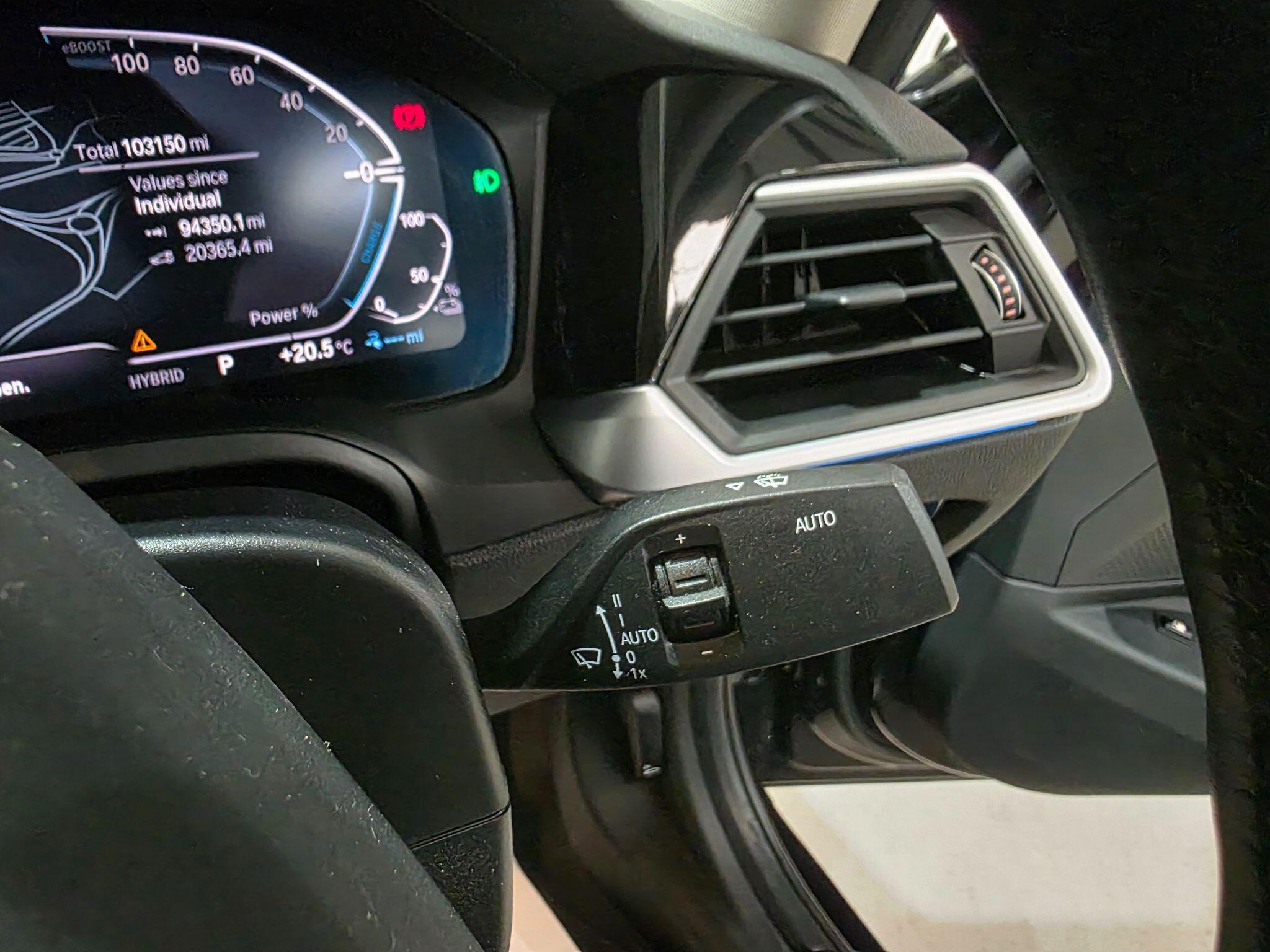 BMW 3 Series view 21