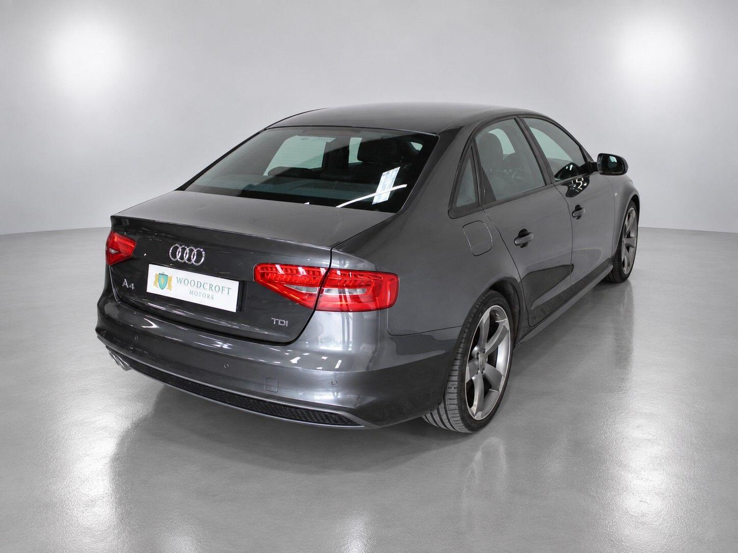 Audi A4 view 8