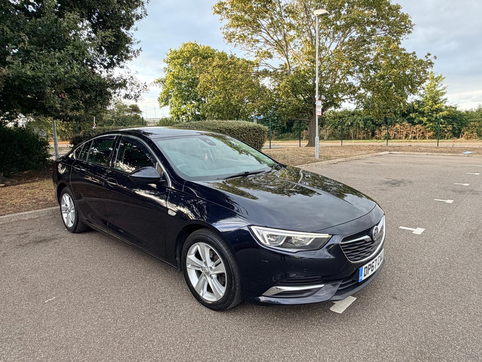 Vauxhall Insignia view 9