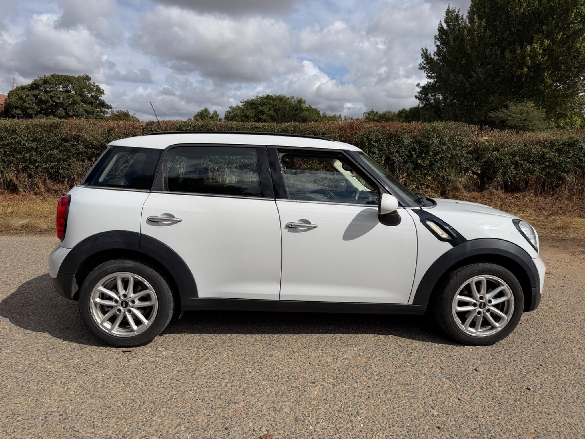 Mini Countryman view 33
