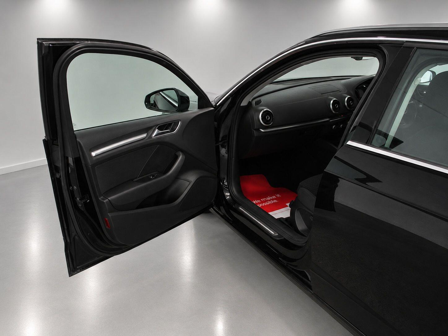 Audi A3 view 27
