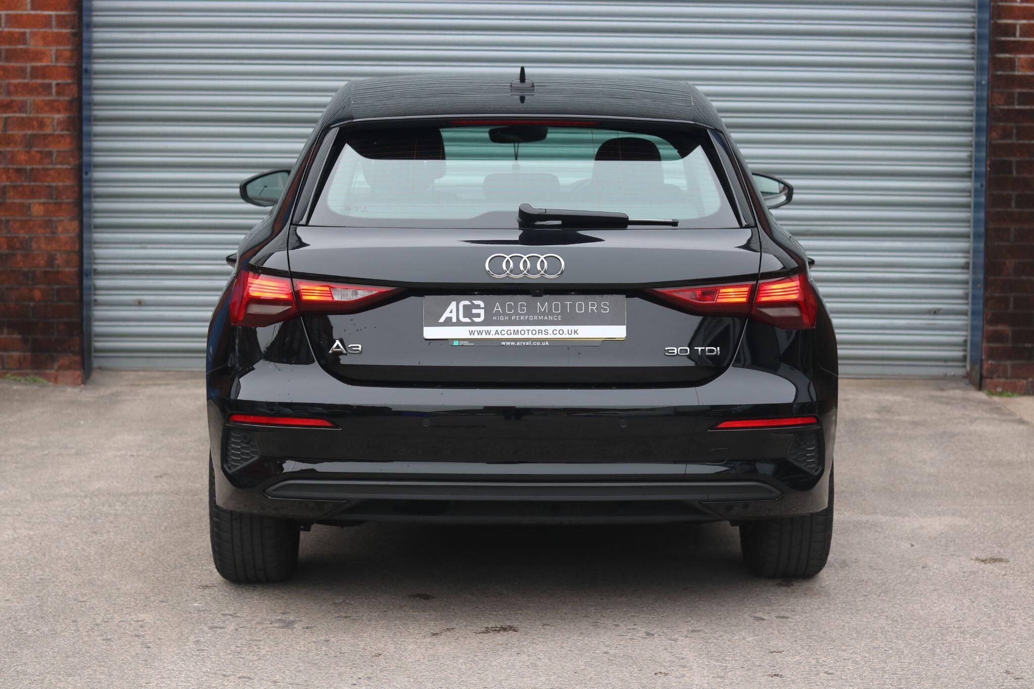 Audi A3 view 4