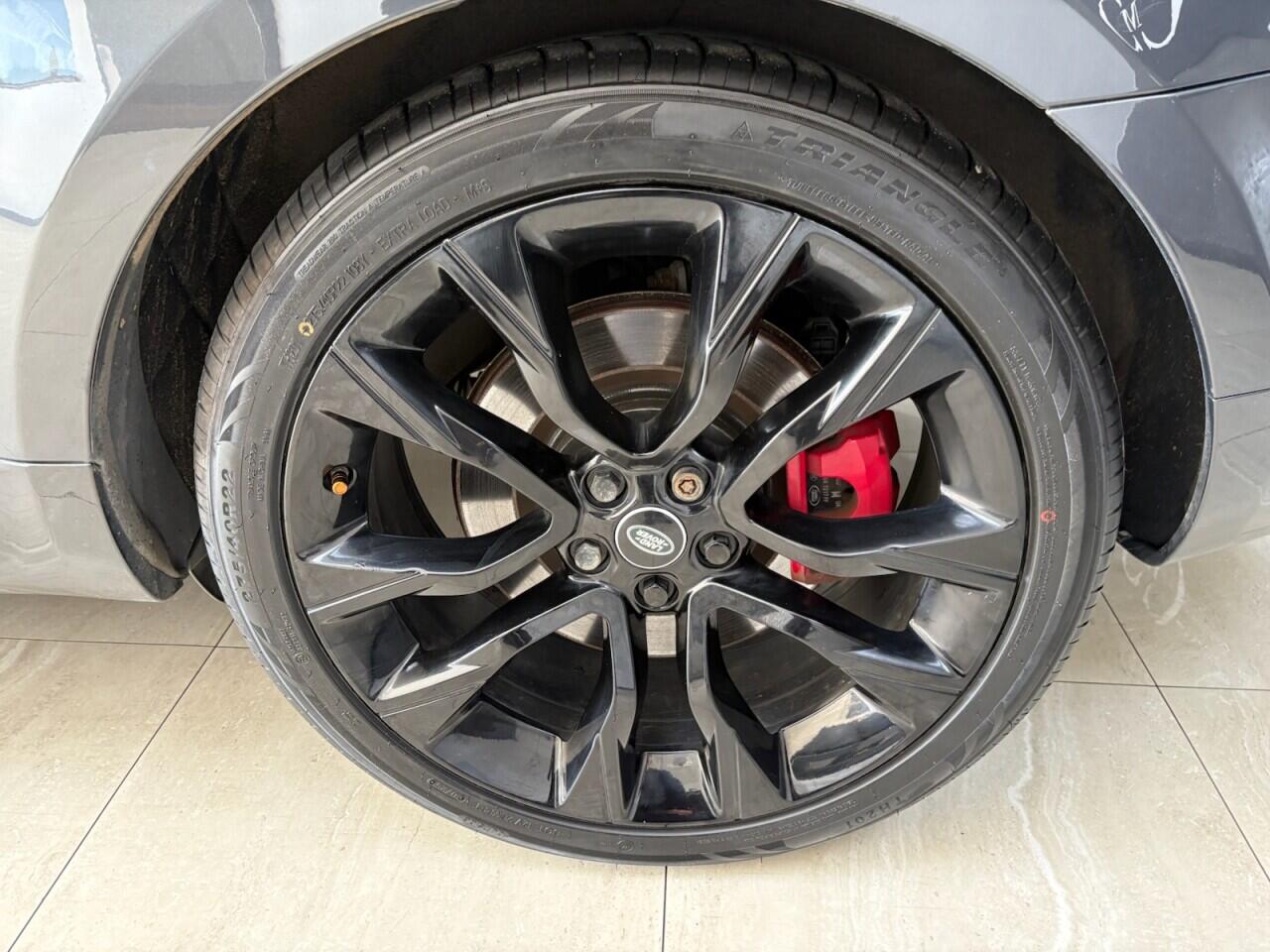 Land Rover Range Rover Sport view 15
