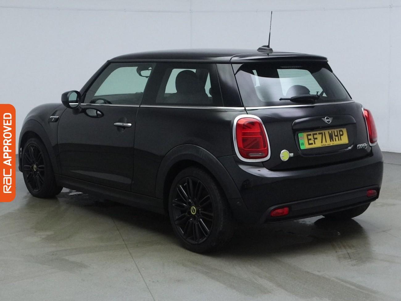 Mini Hatch view 5