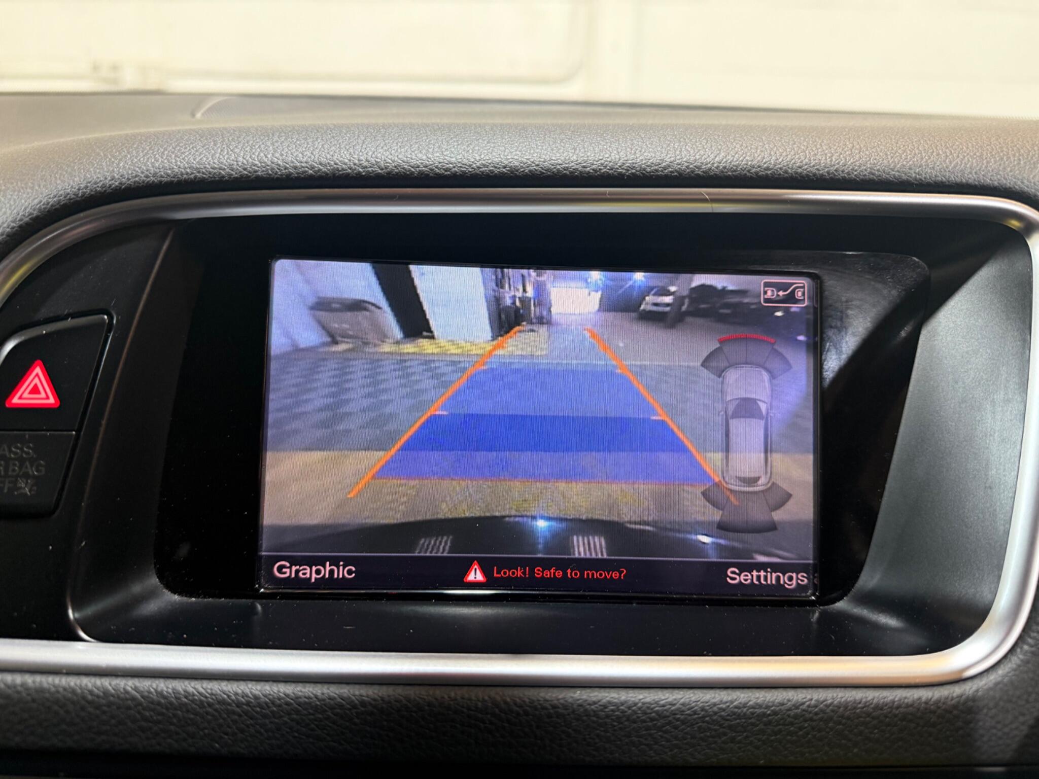 Audi SQ5 view 20