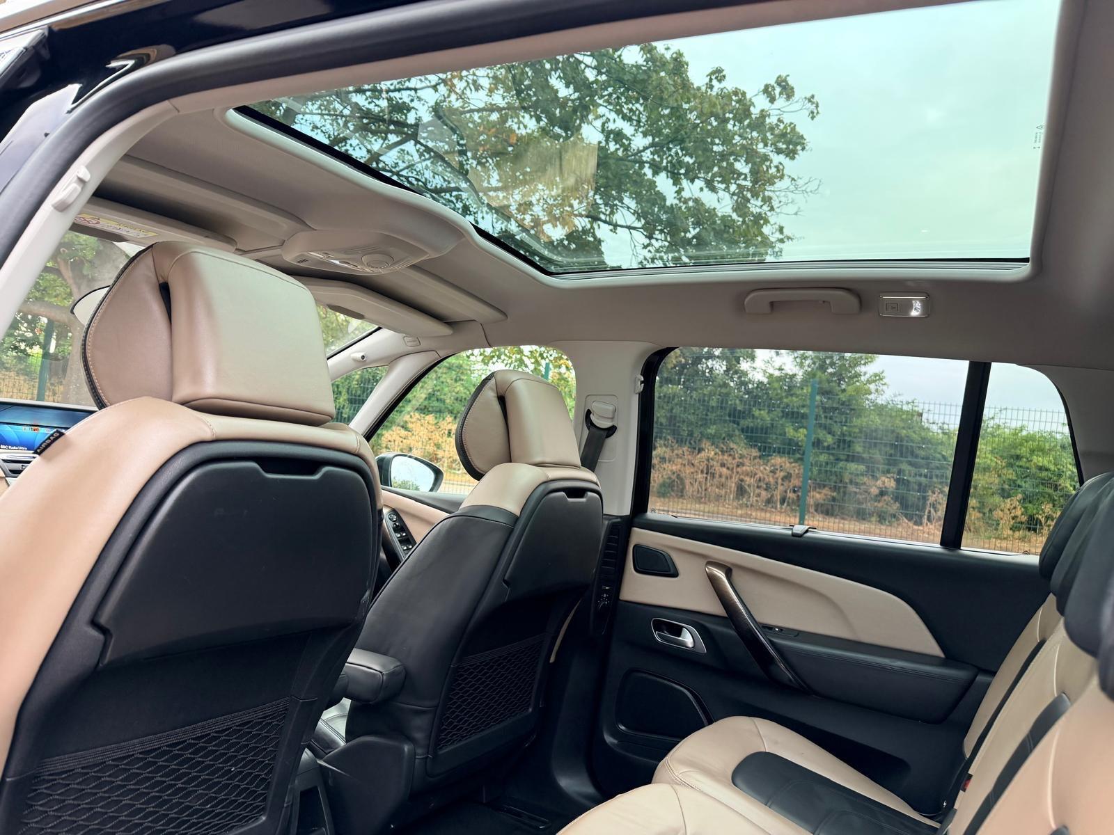 Citroen Grand C4 Picasso view 37