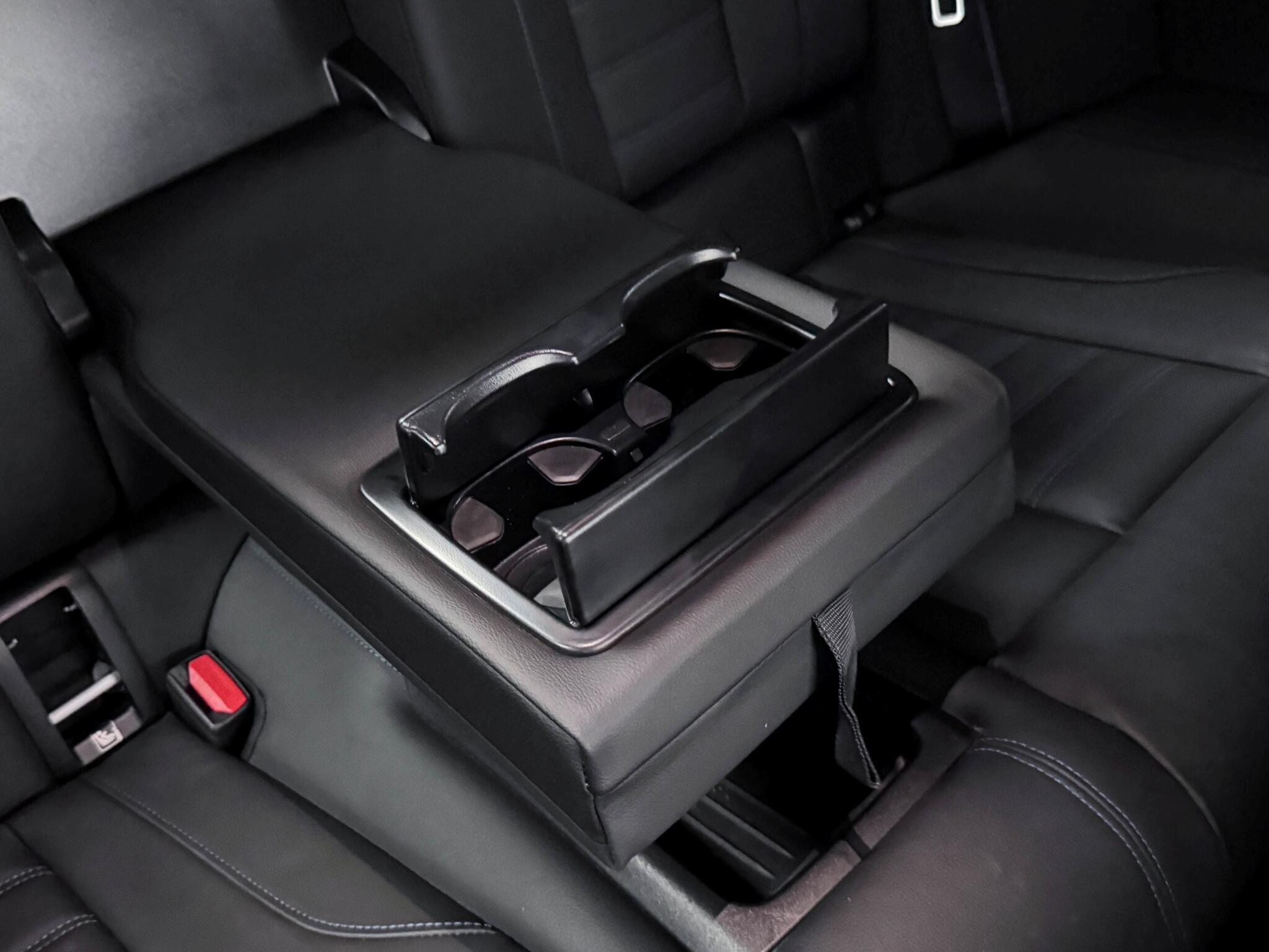 BMW 2 Series view 16