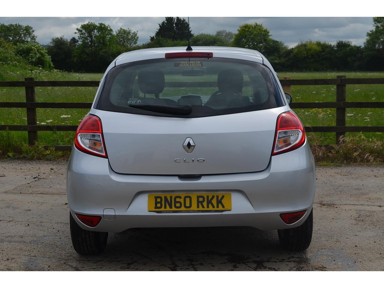Renault Clio view 8
