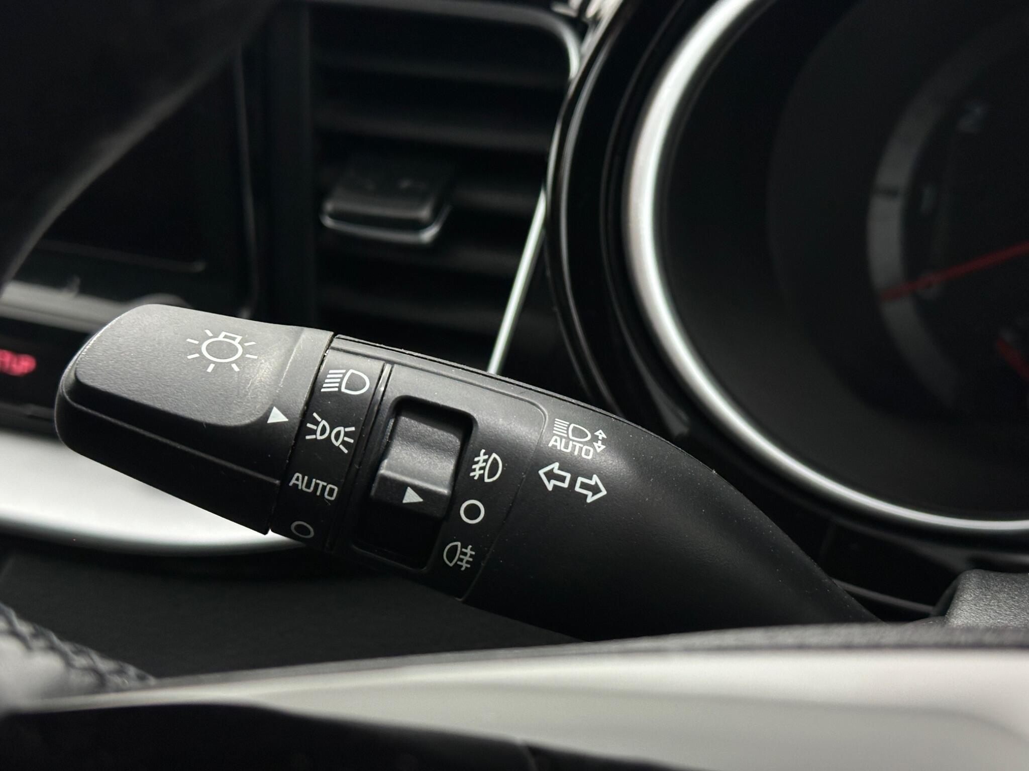 Kia Ceed view 13
