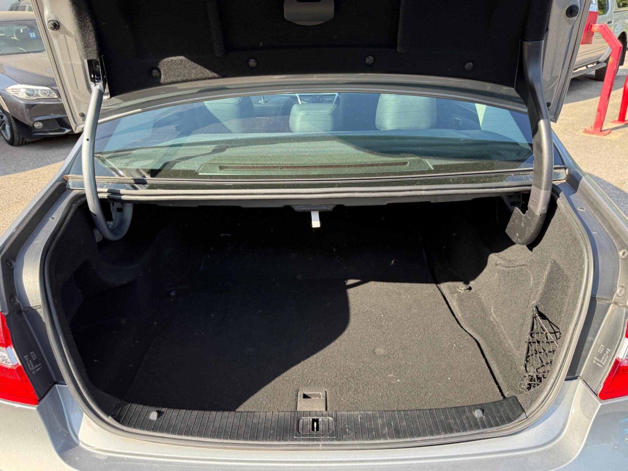 Mercedes-Benz E Class - Image 15
