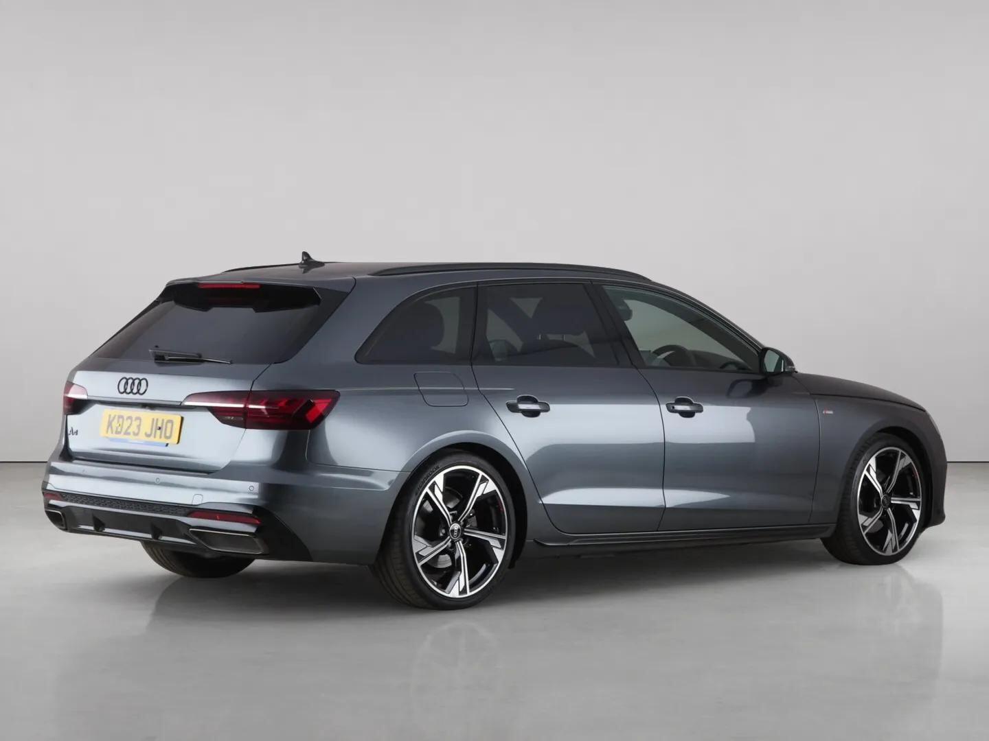Audi A4 view 6