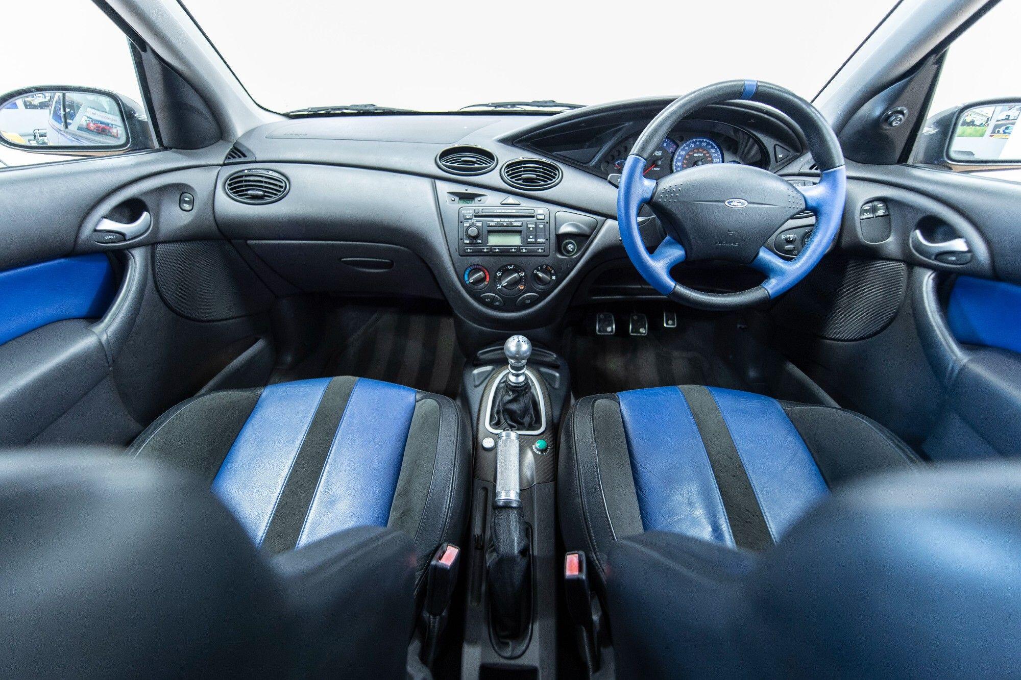 Ford Focus view 11