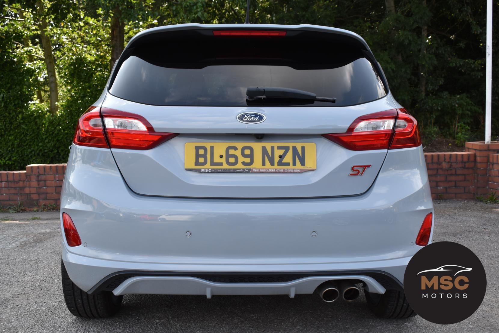 Ford Fiesta view 16