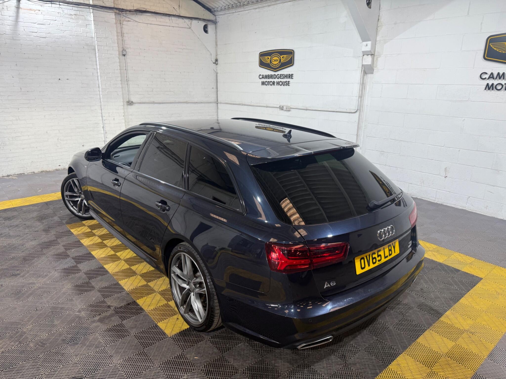Audi A6 Avant view 4