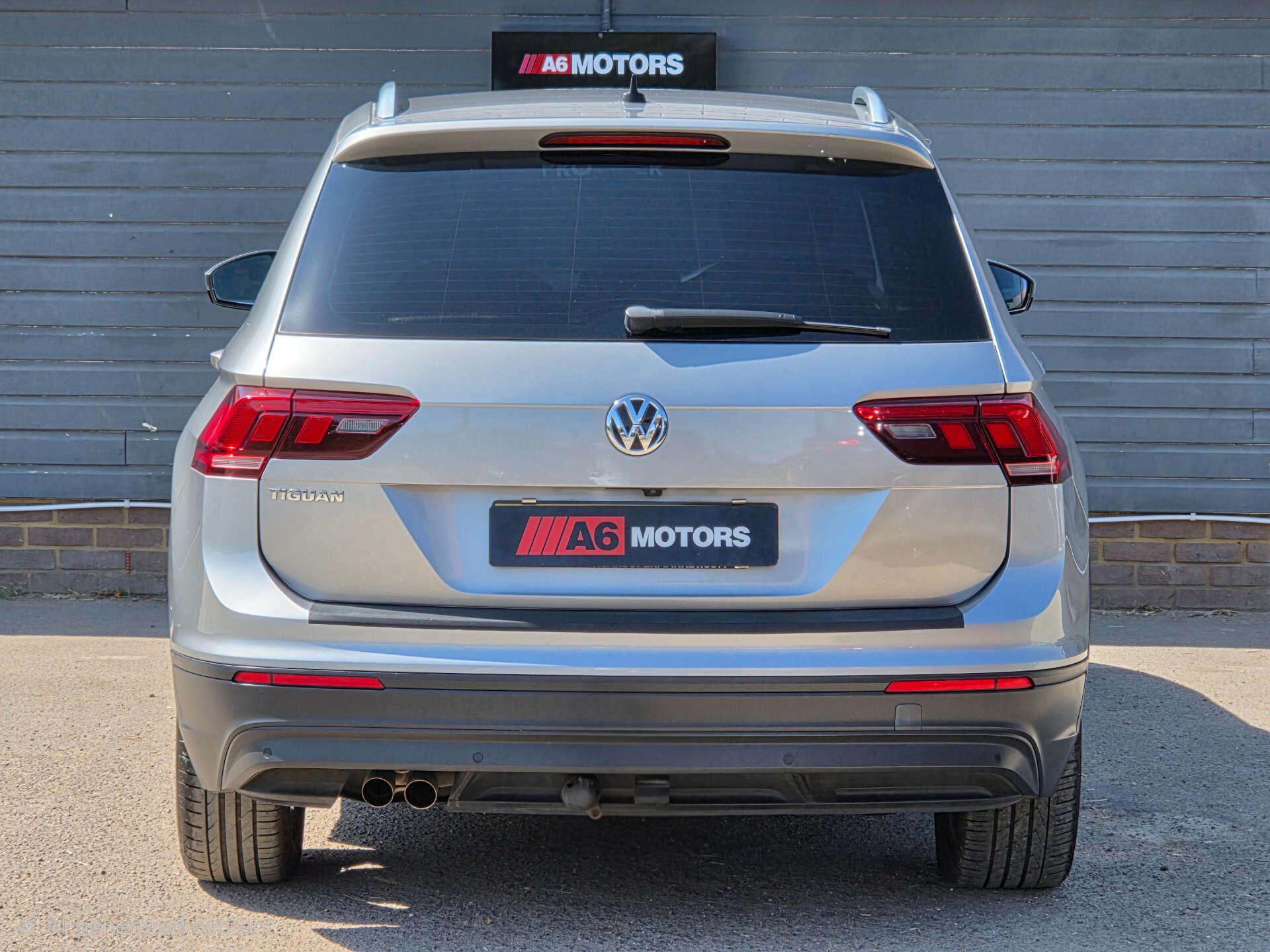 Volkswagen Tiguan view 10