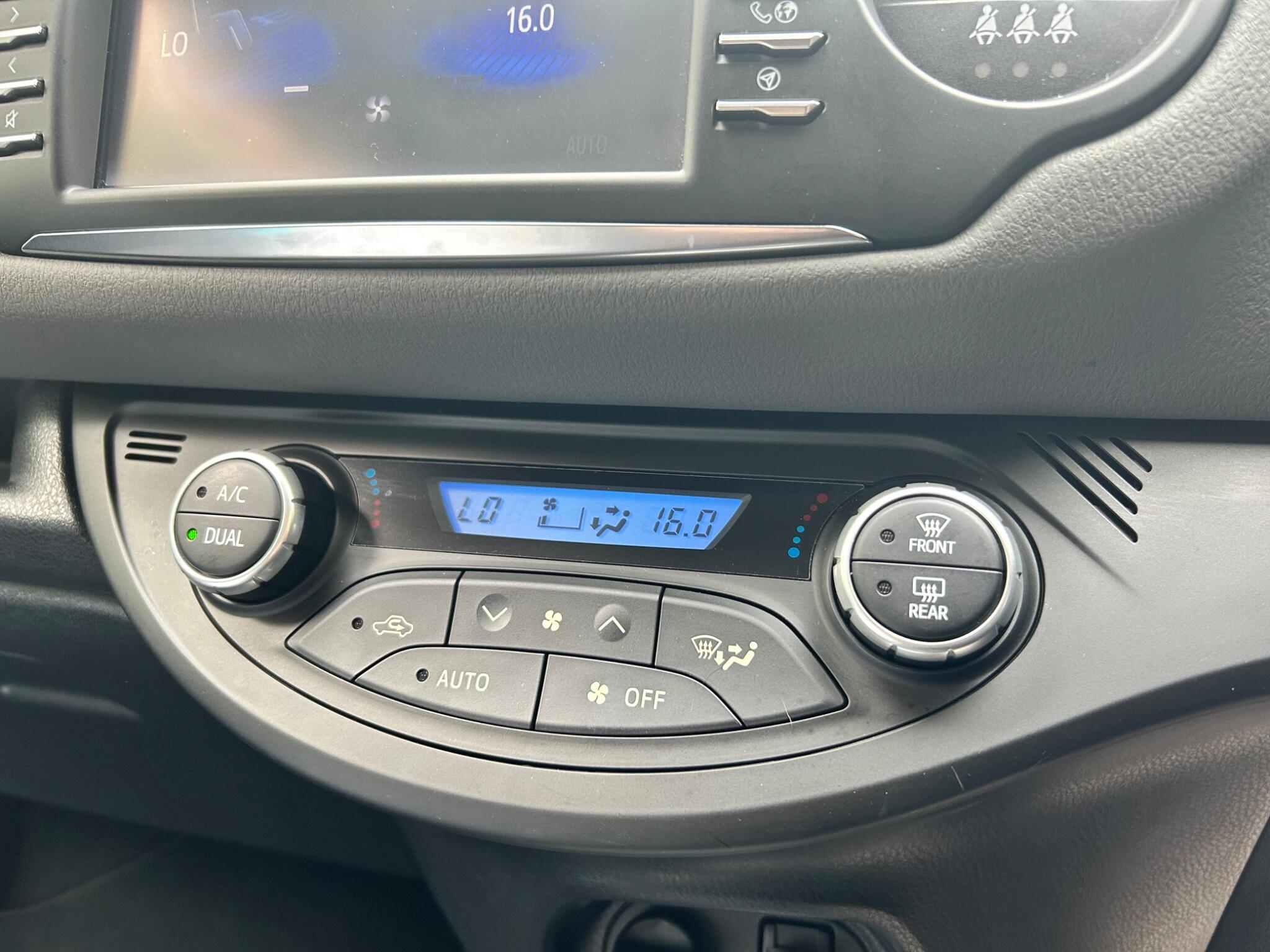 Toyota Yaris view 29
