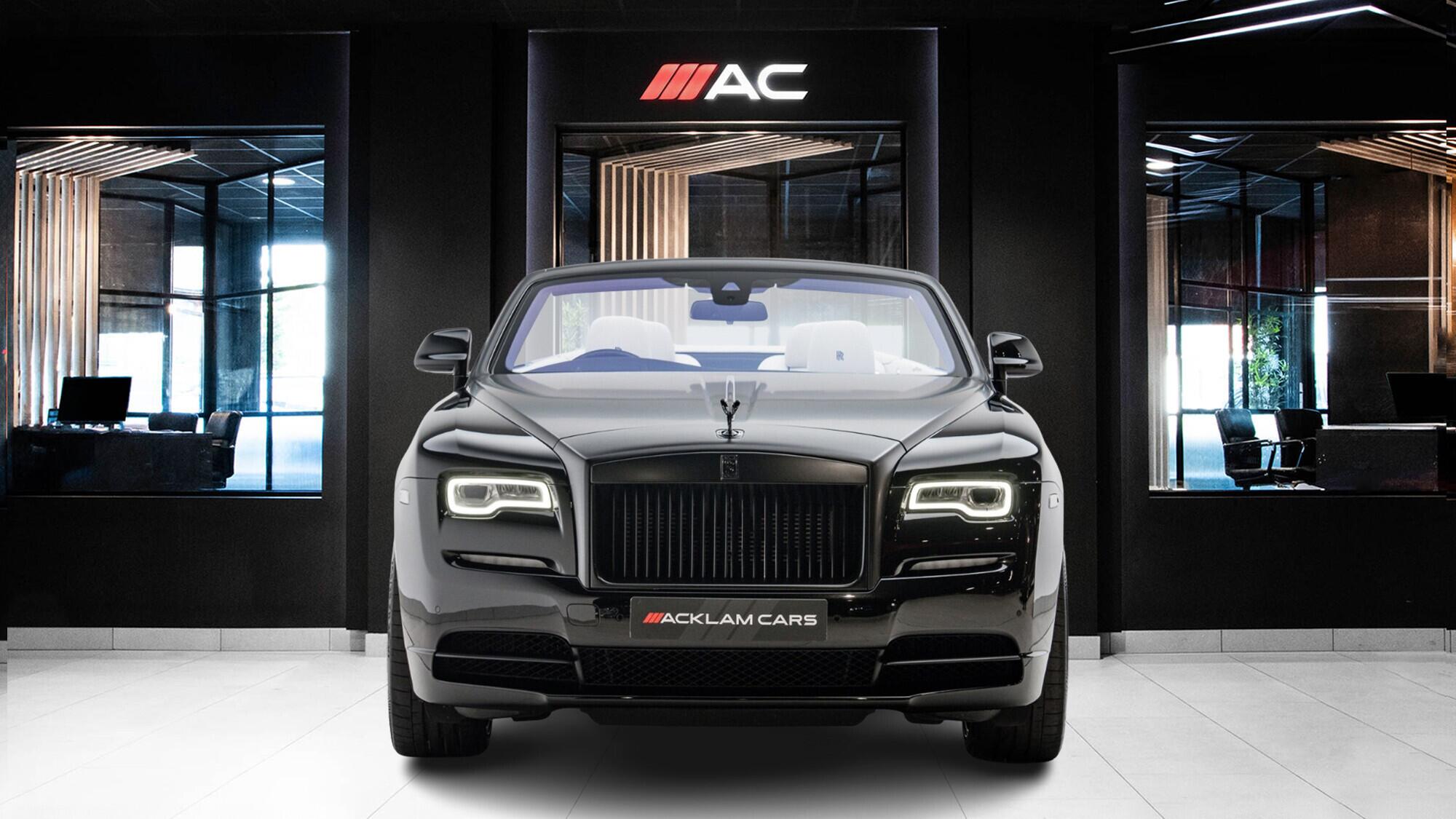 Rolls-Royce Dawn view 2