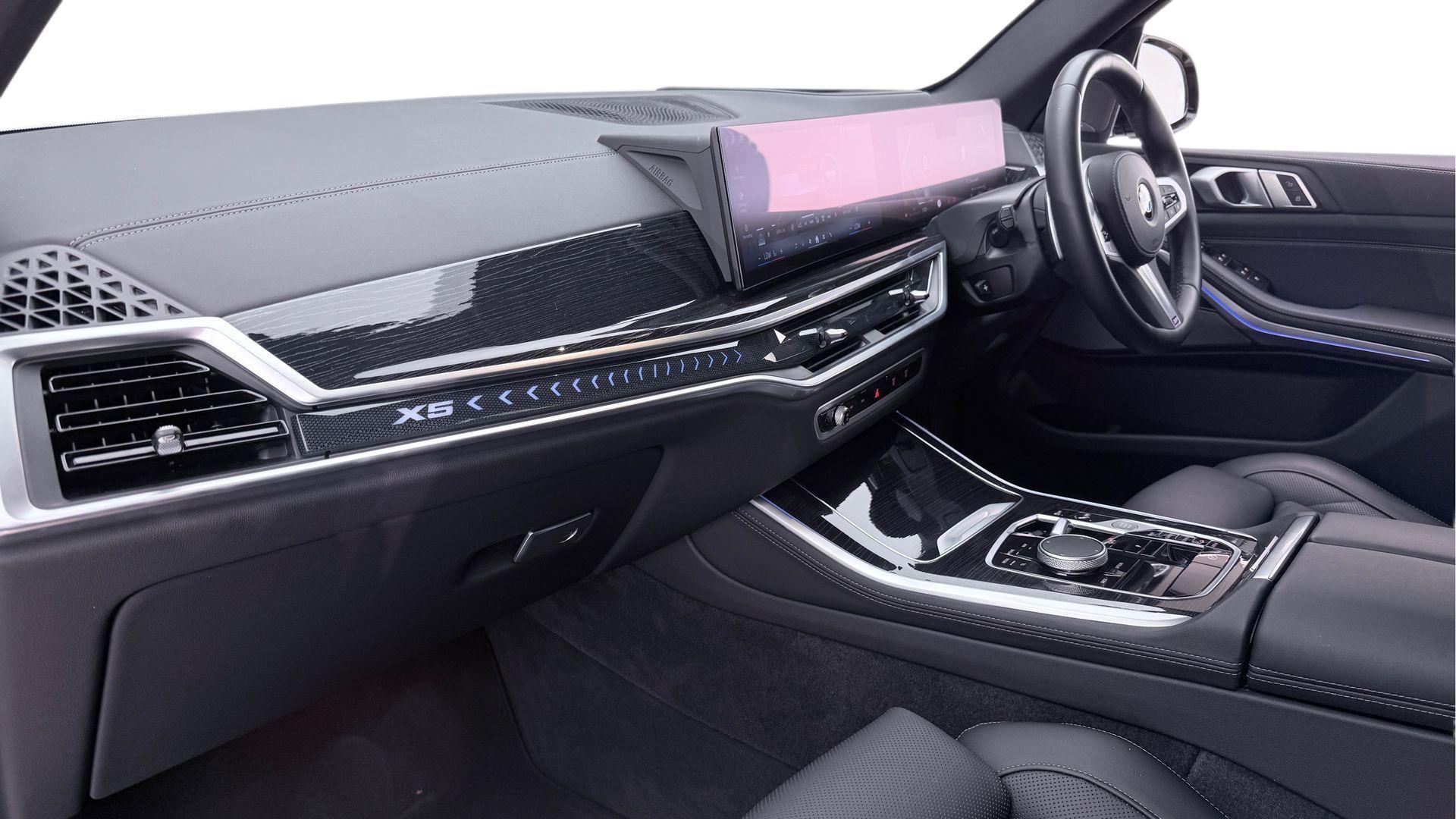 BMW X5 view 7
