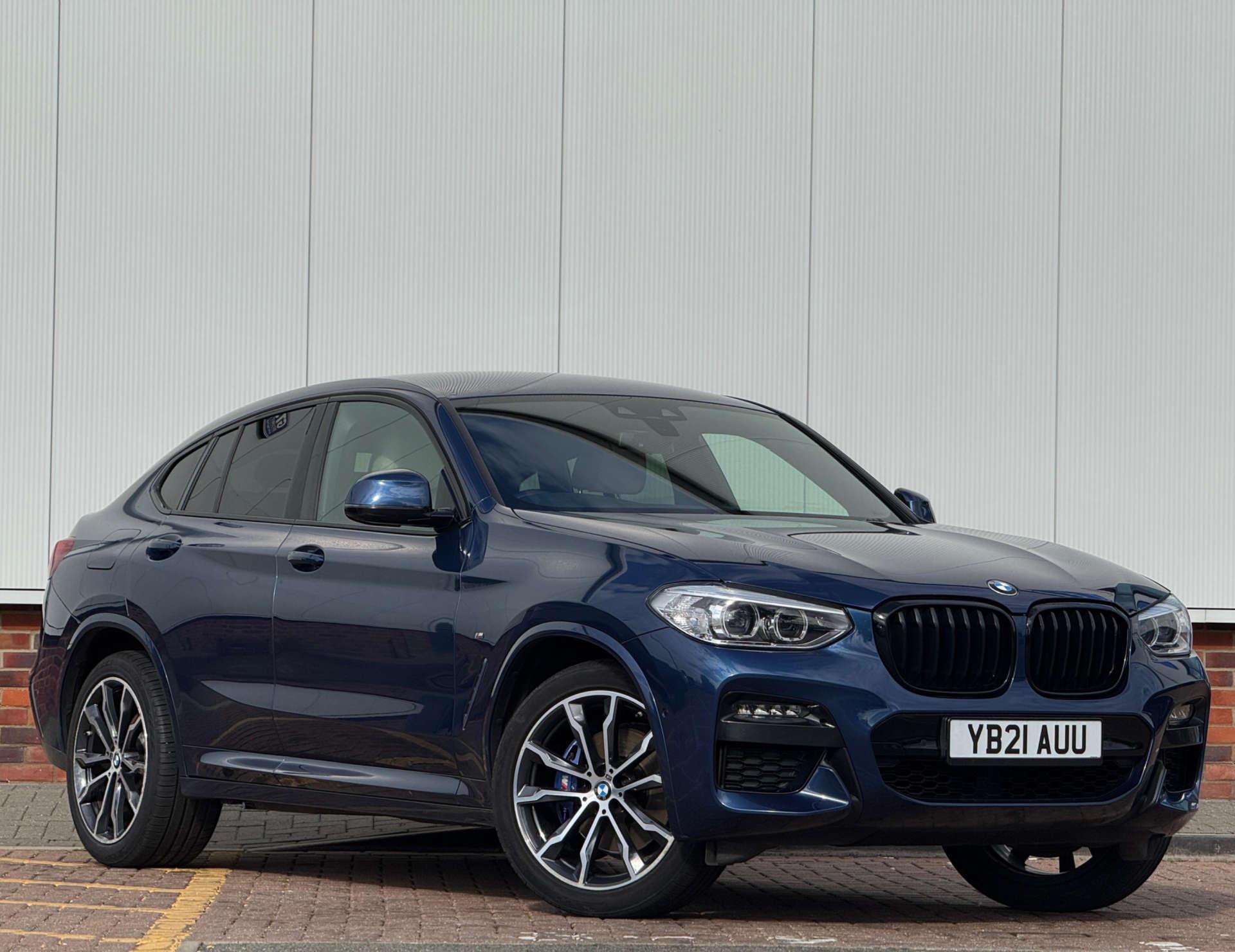 BMW X4 view 5