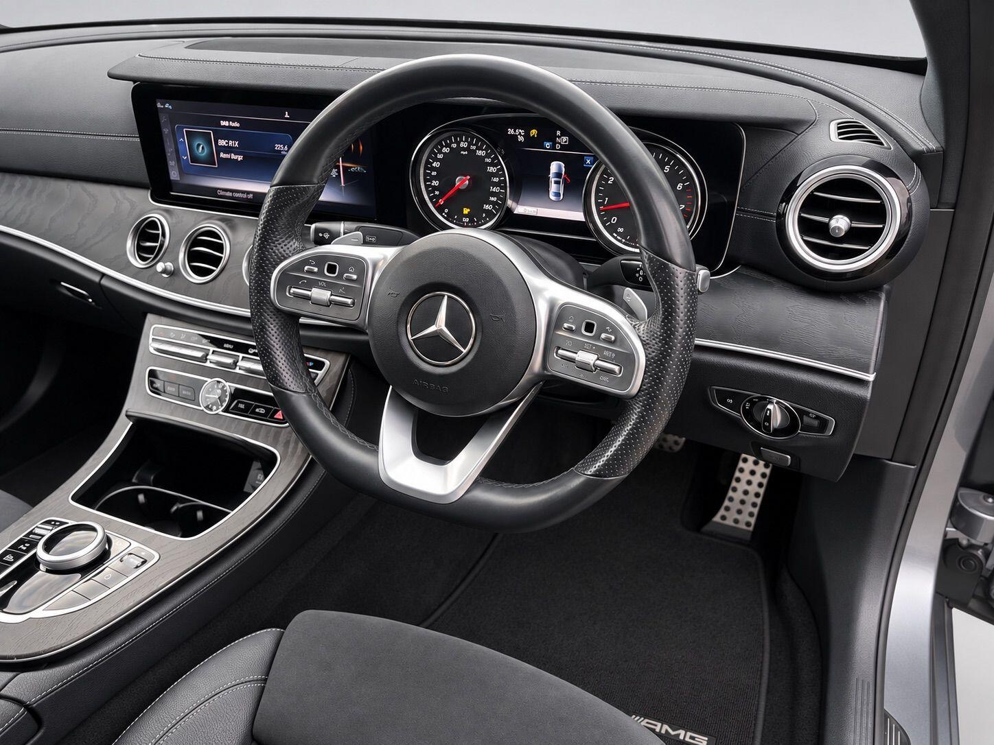 Mercedes-Benz E-Class view 20