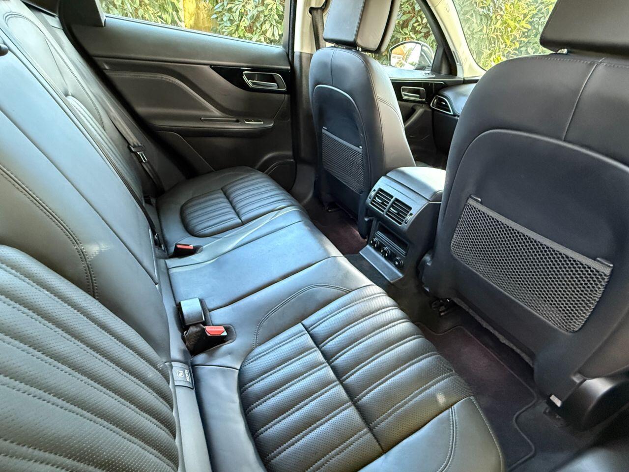 Jaguar F-Pace view 33