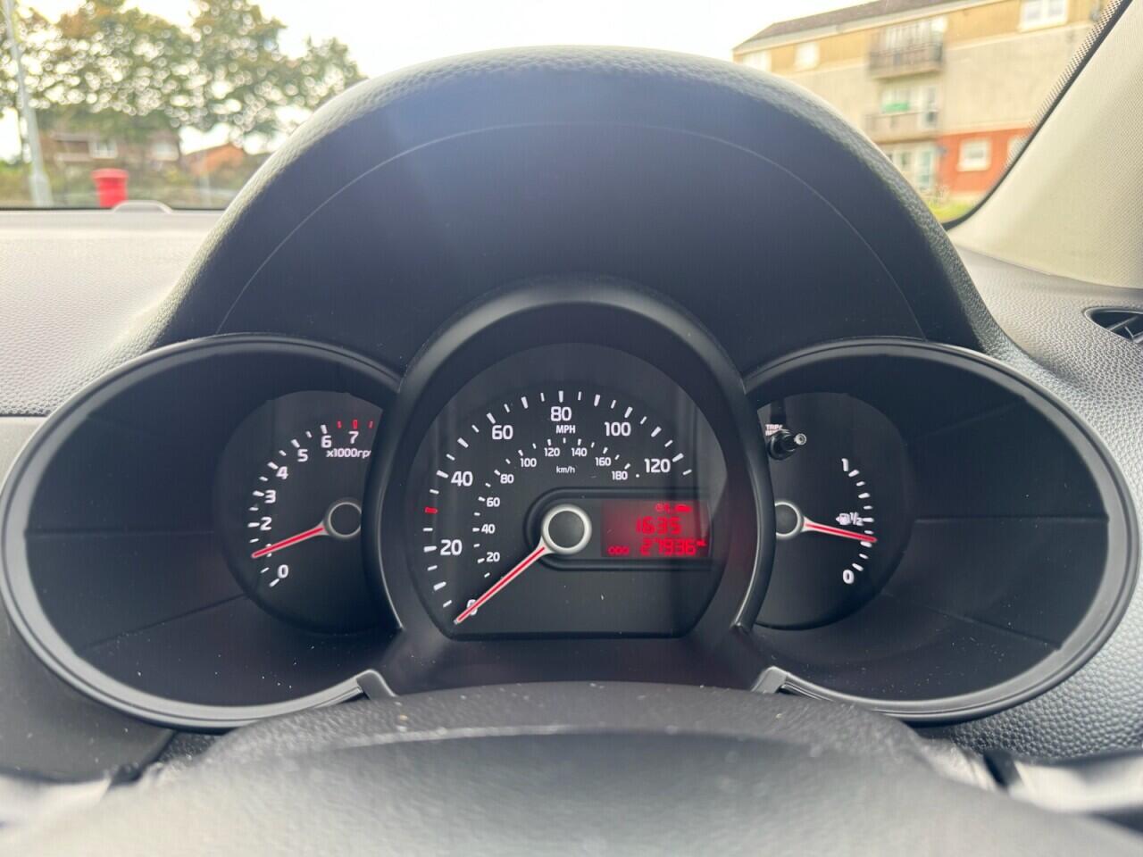 Kia Picanto view 31