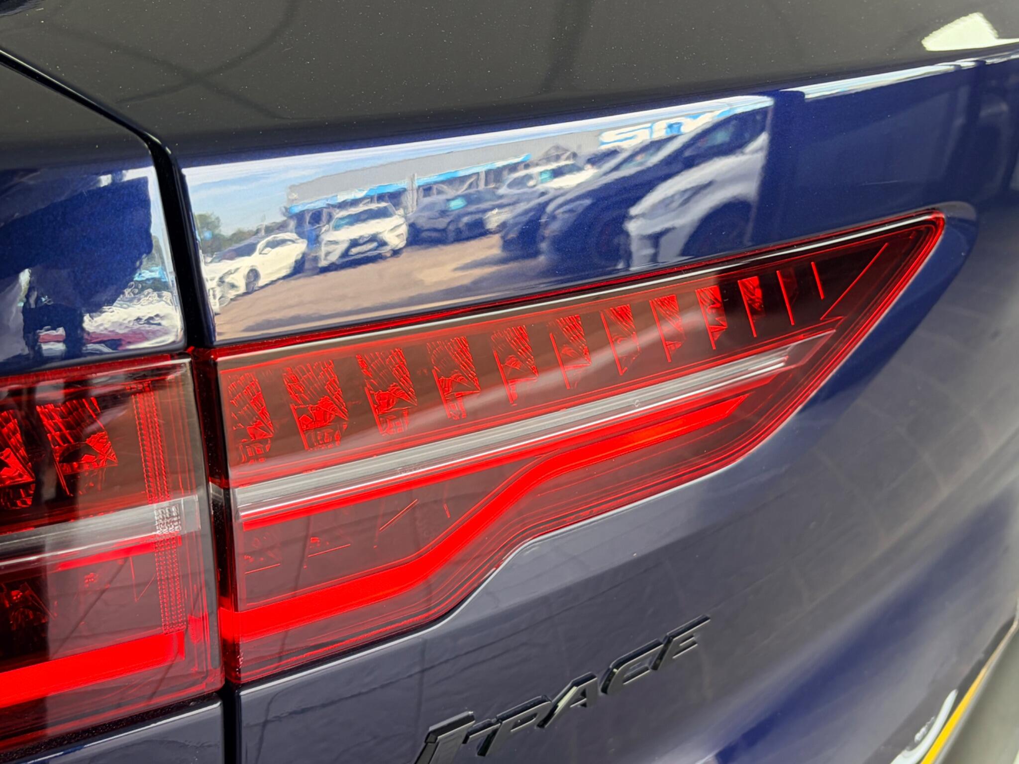 Jaguar I-Pace view 32