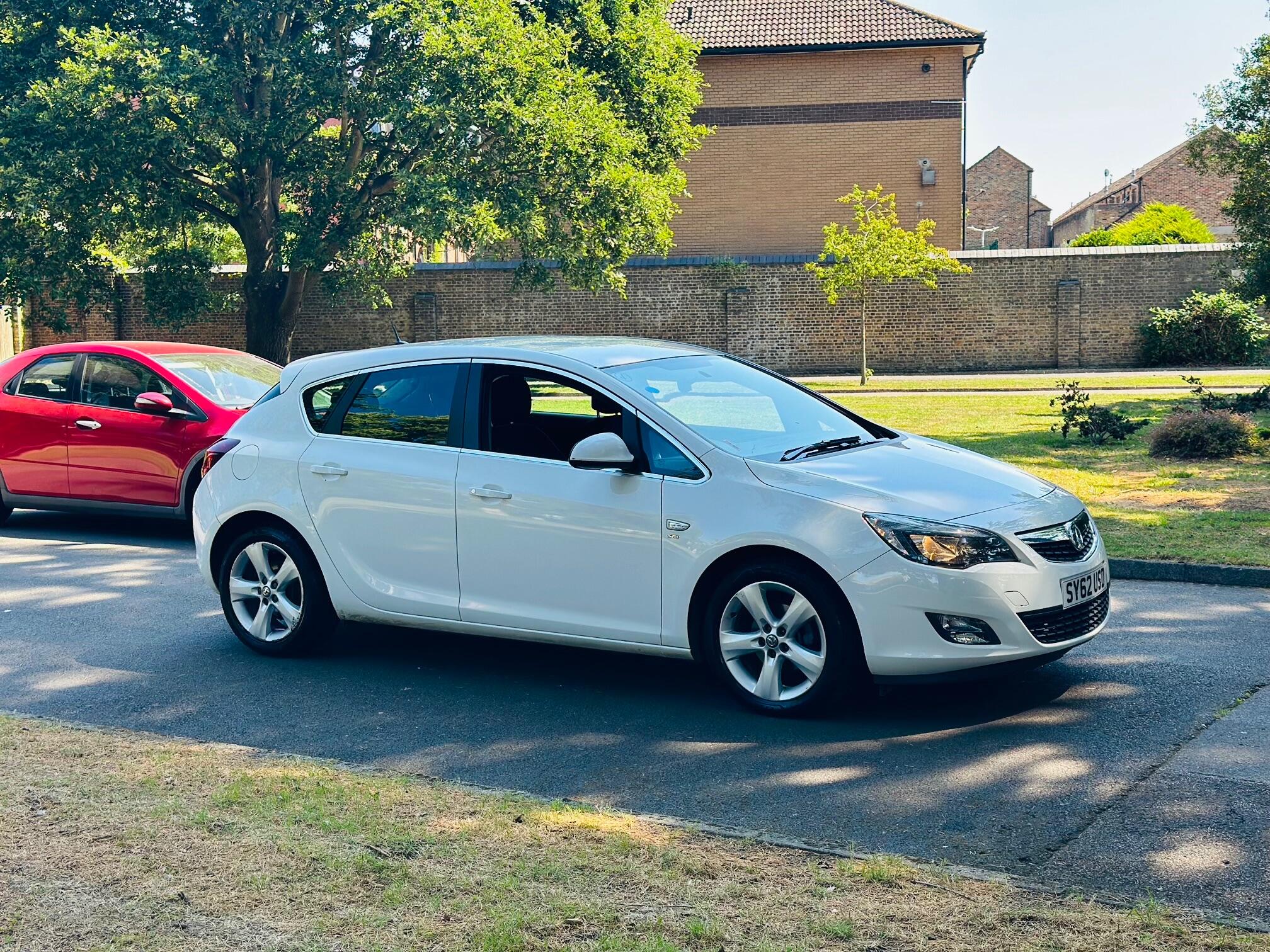 Vauxhall Astra view 12