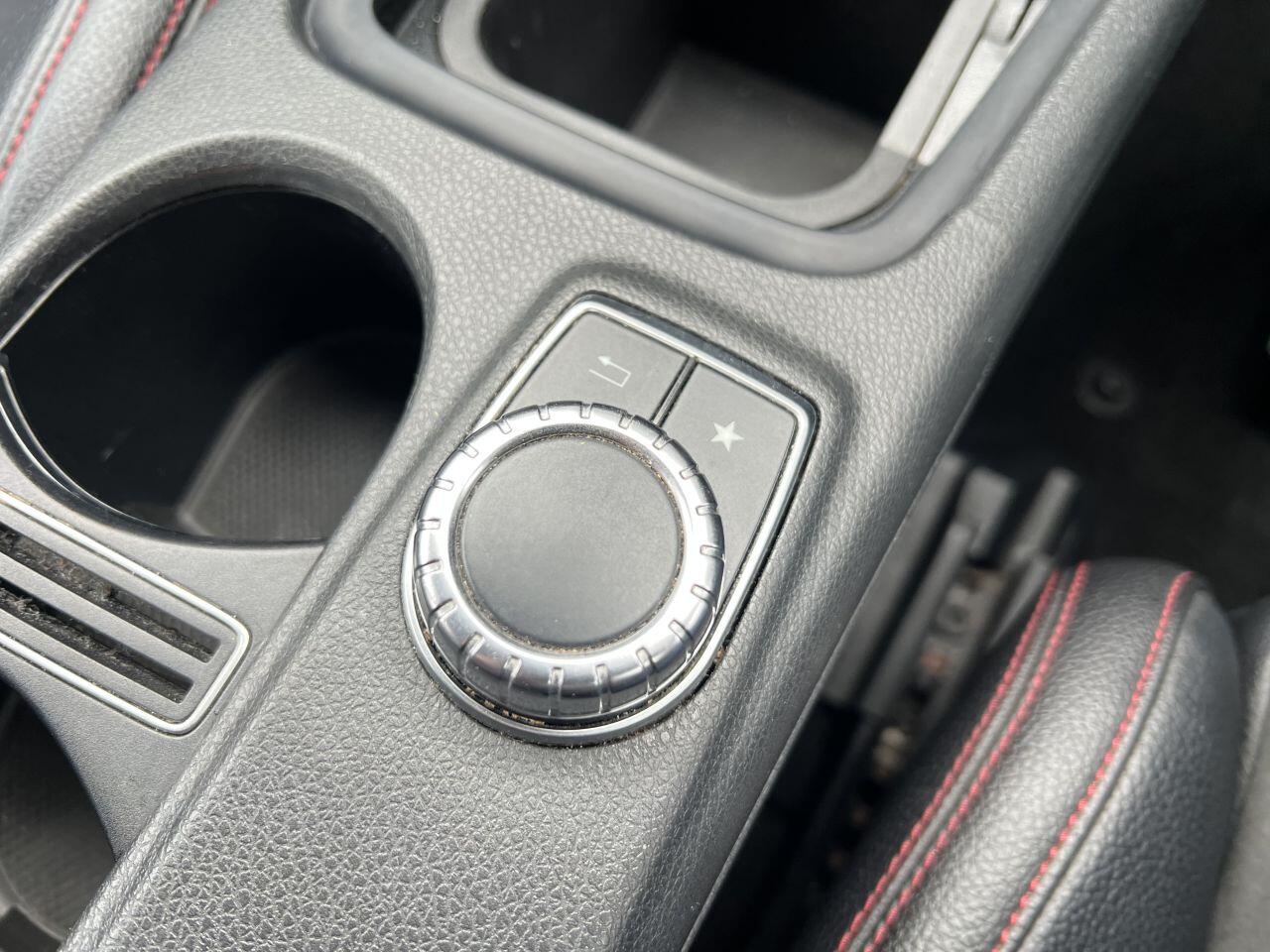 Mercedes-Benz Cla view 29