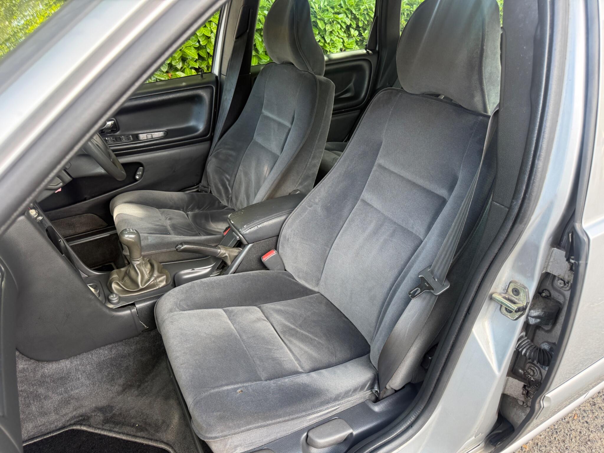 Volvo V70 - Image 14
