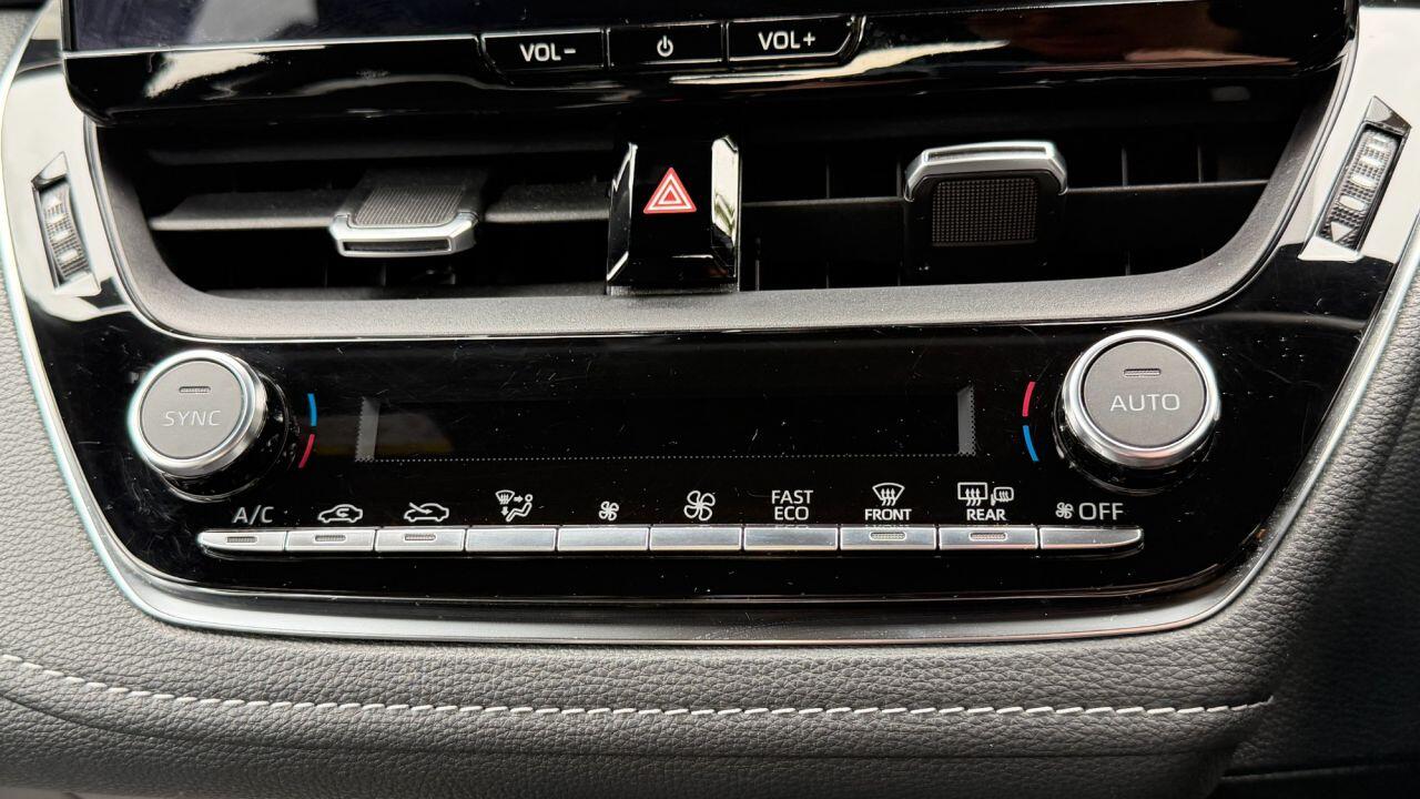 Toyota Corolla view 26