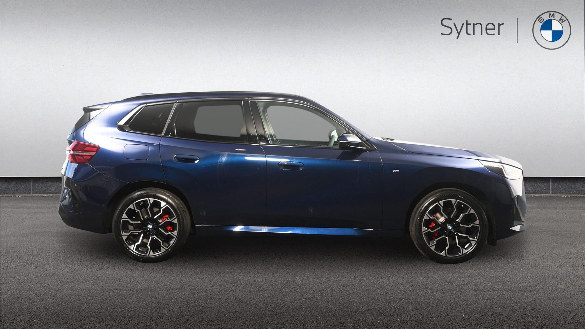BMW X3 view 3
