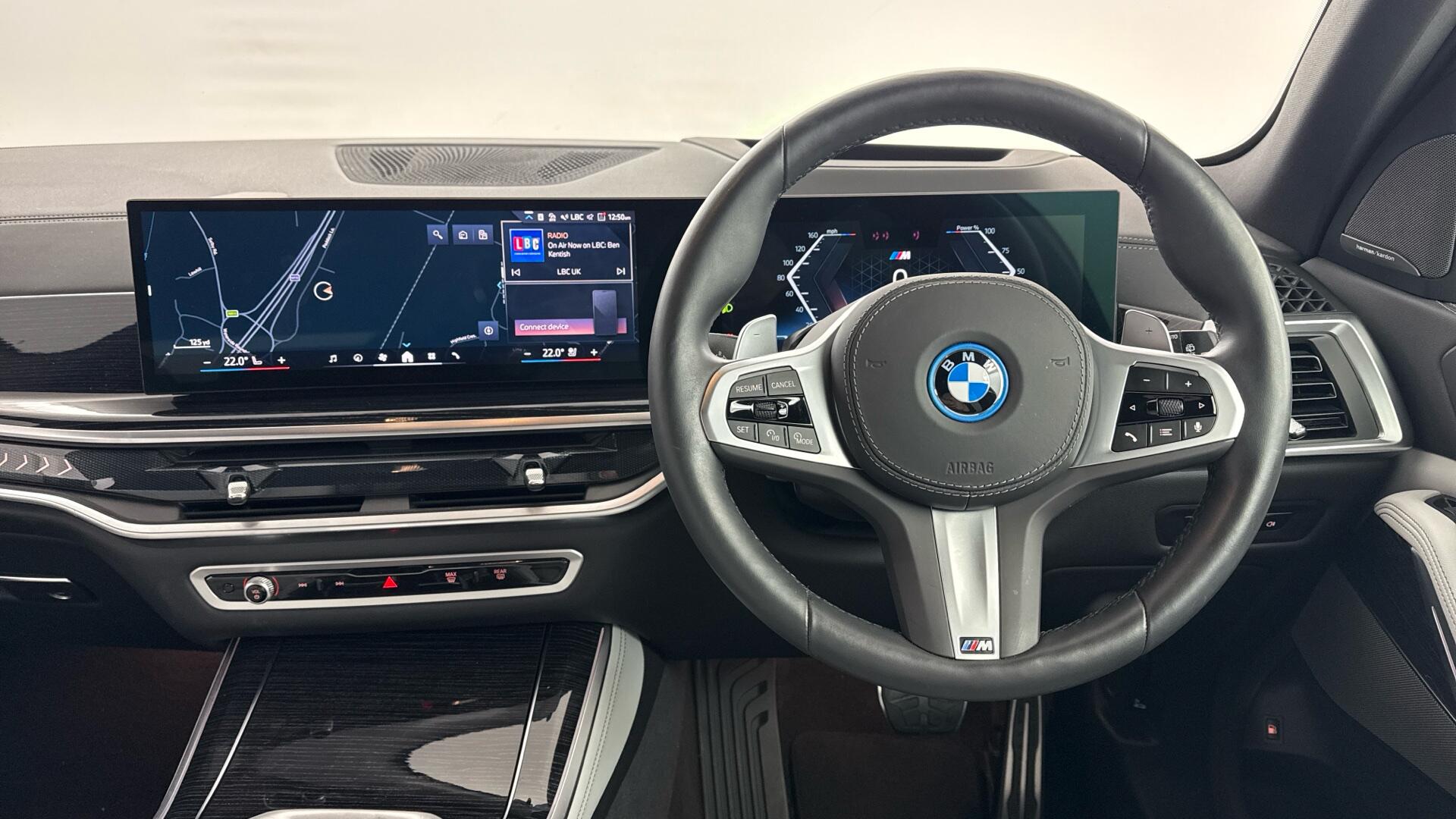 BMW X5 view 5