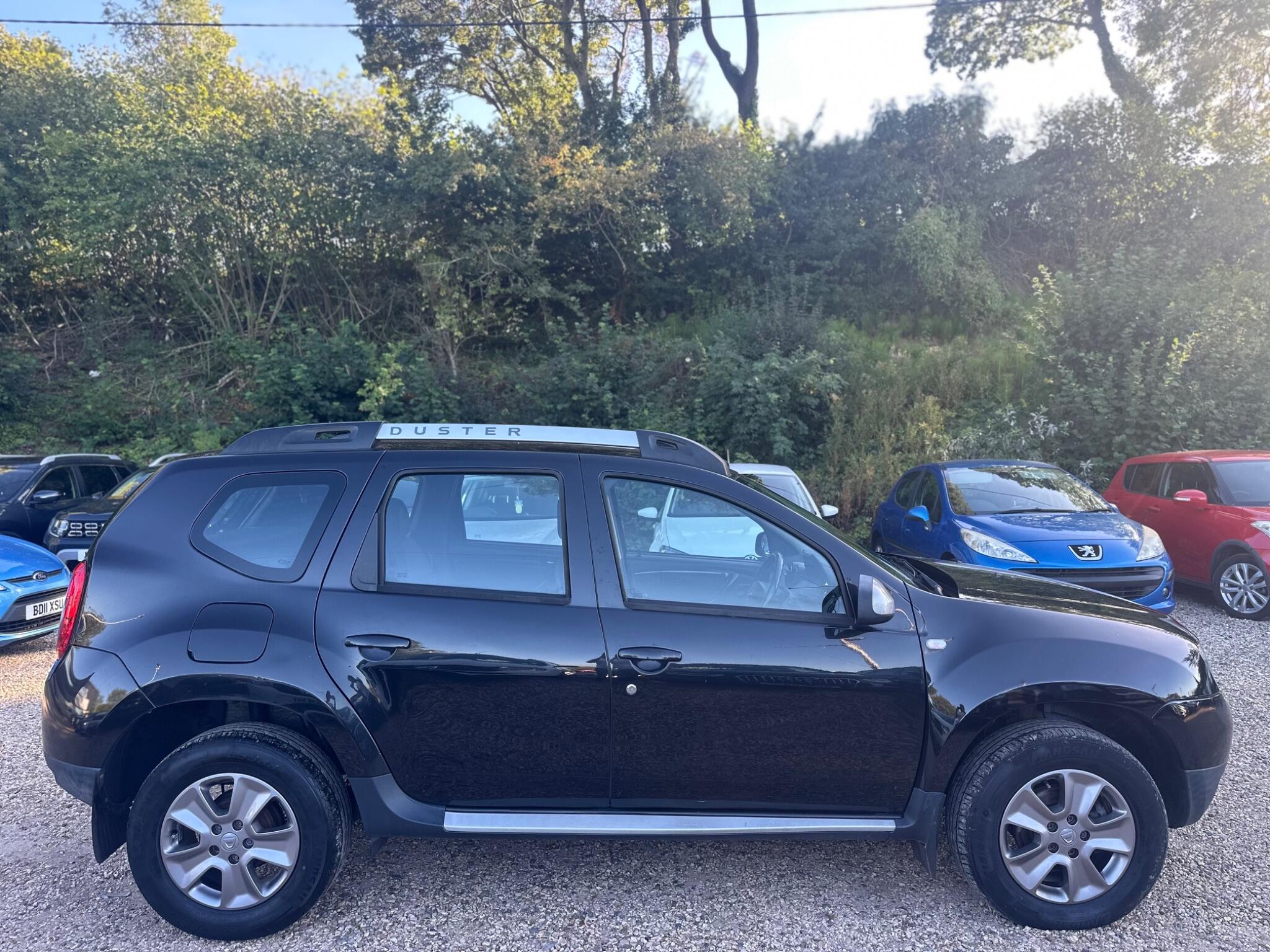 Dacia Duster view 13